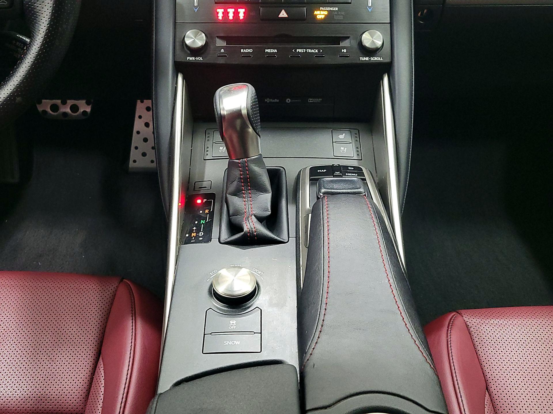 Thumbnail: 2017 Lexus IS - 18