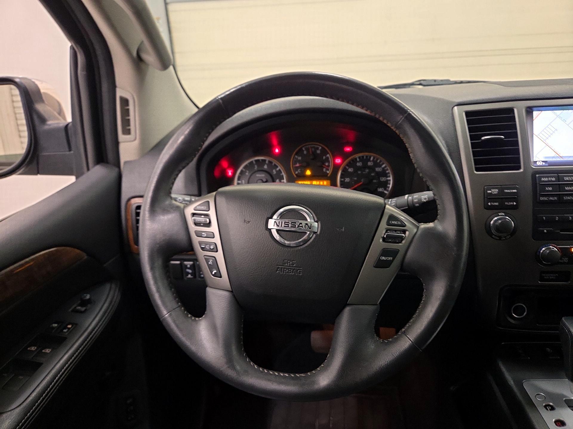 Thumbnail: 2014 Nissan Armada - 10
