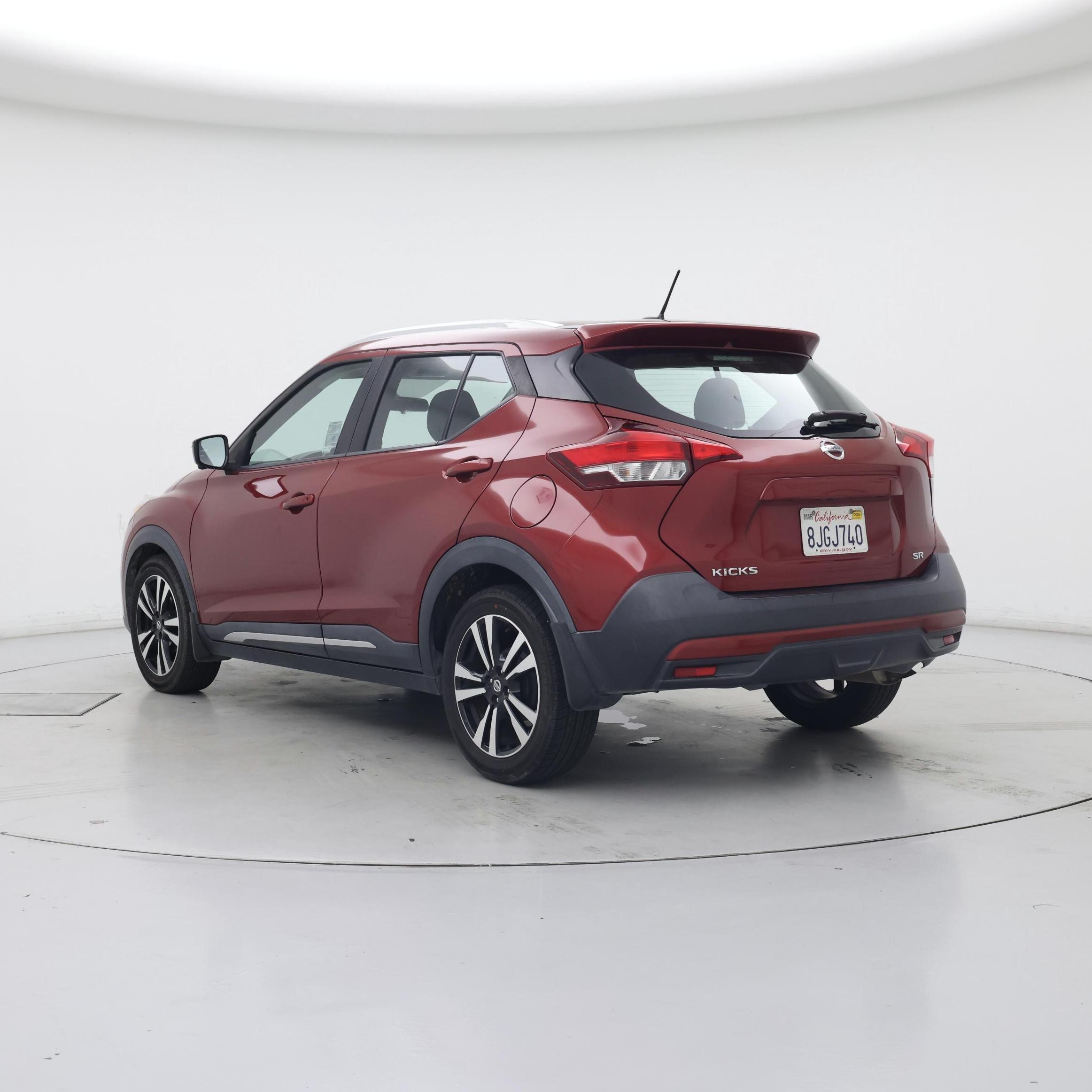 Thumbnail: 2019 Nissan Kicks - 2