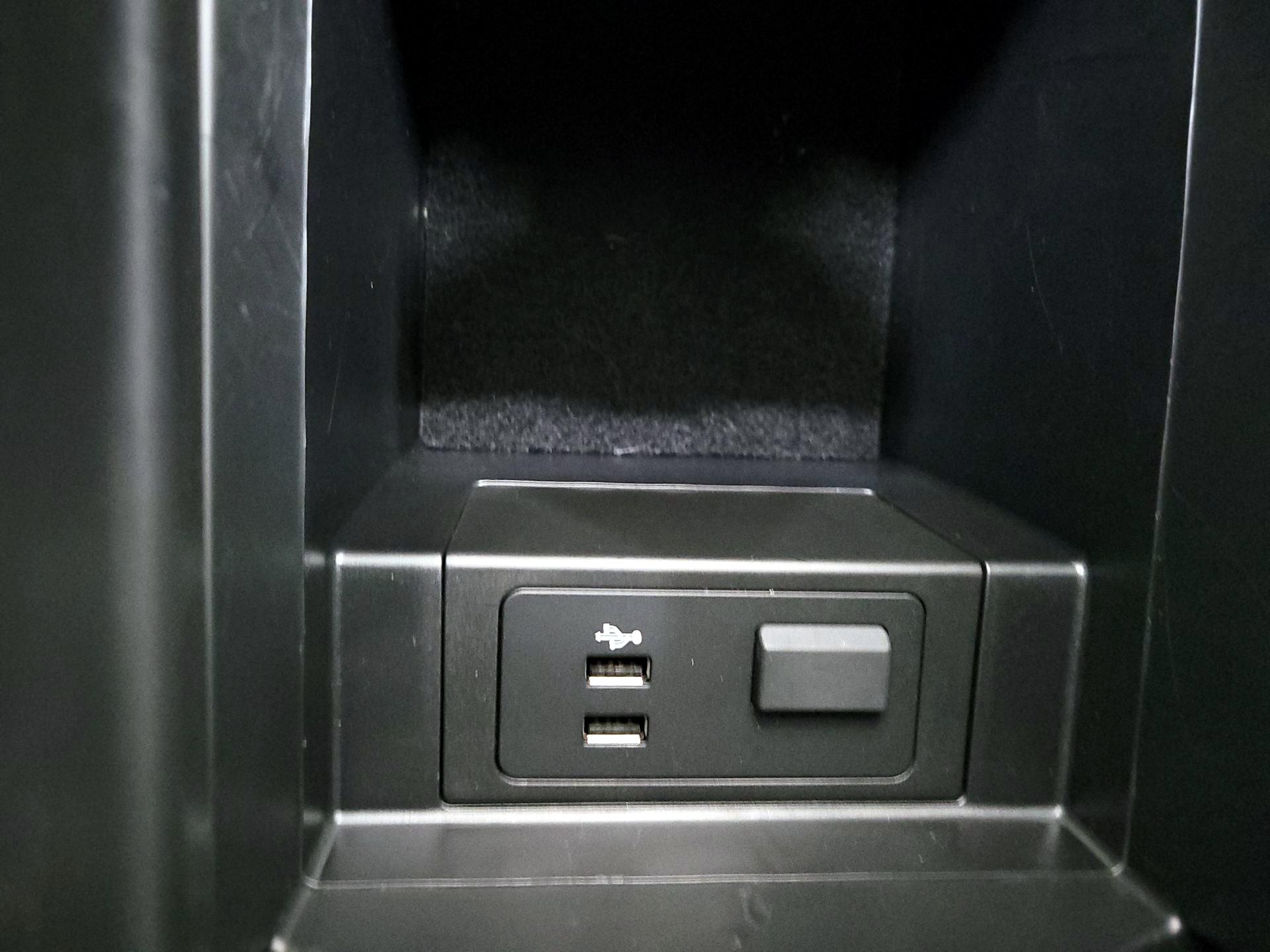 Thumbnail: 2022 Mazda CX-9 - 18