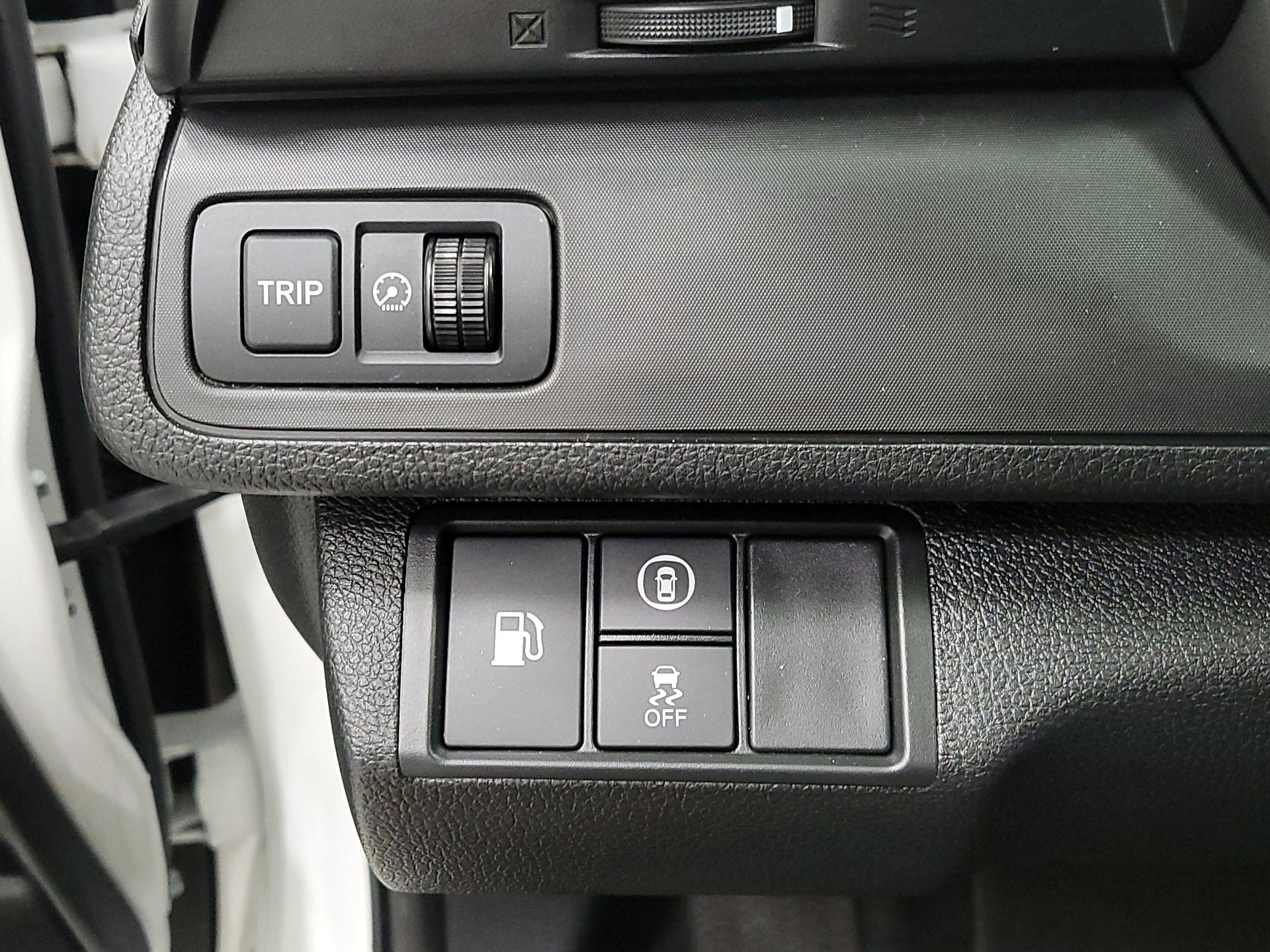 Thumbnail: 2019 Honda Insight - 13