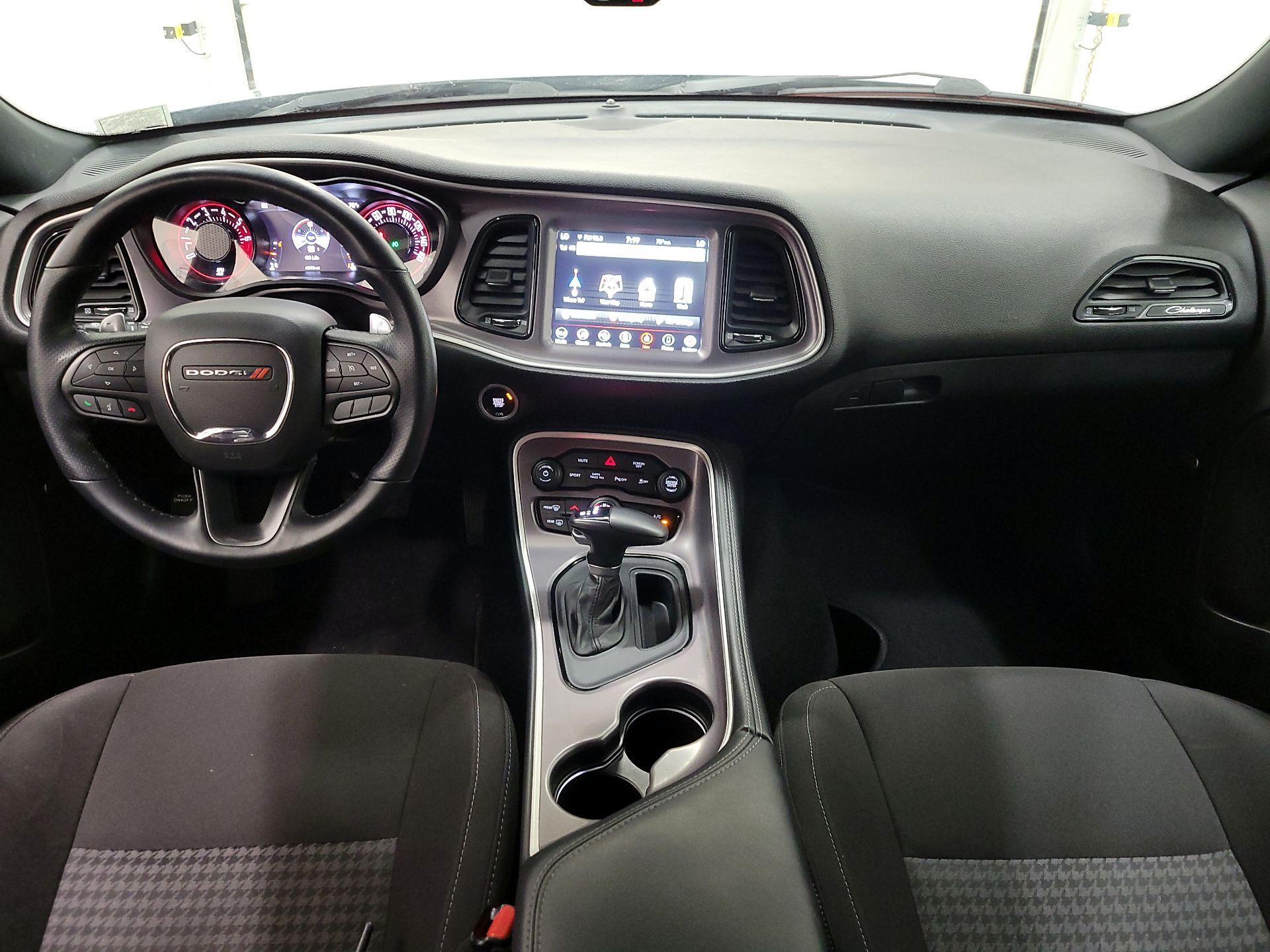 Thumbnail: 2022 Dodge Challenger - 9