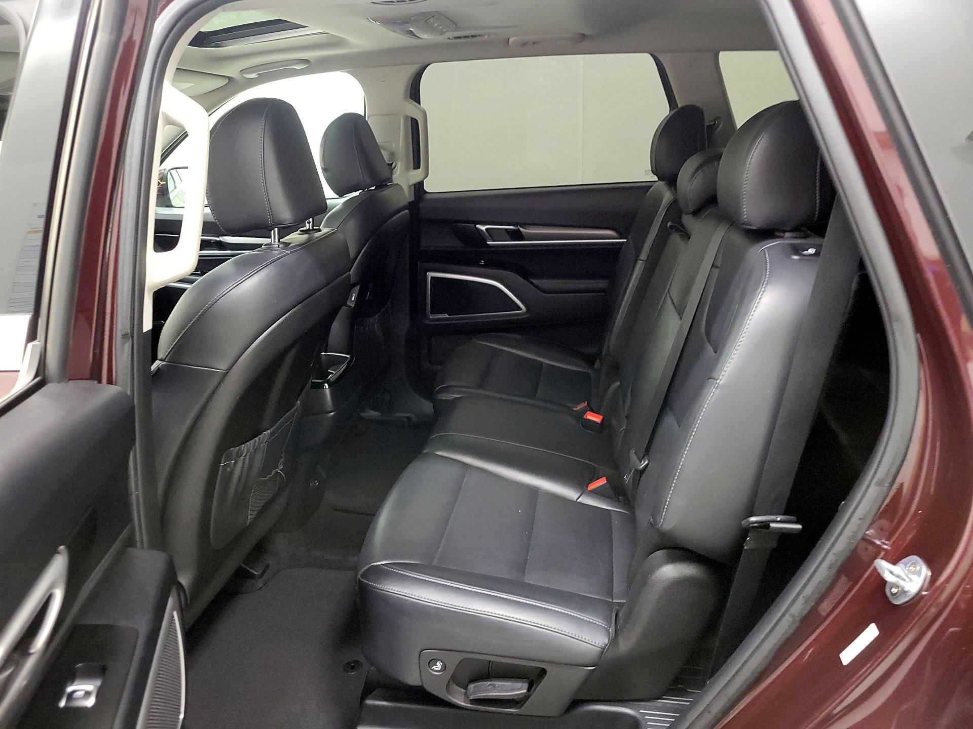 Thumbnail: 2020 Kia Telluride - 20