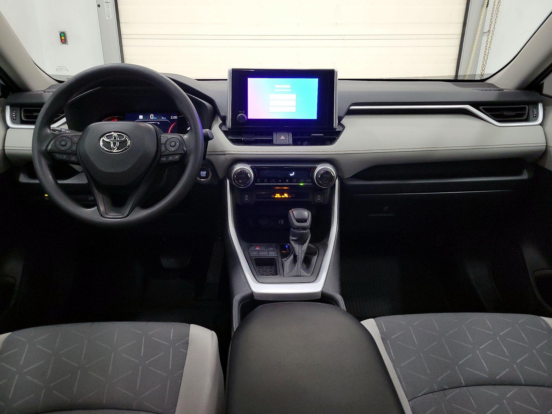 Thumbnail: 2024 Toyota RAV4 - 9