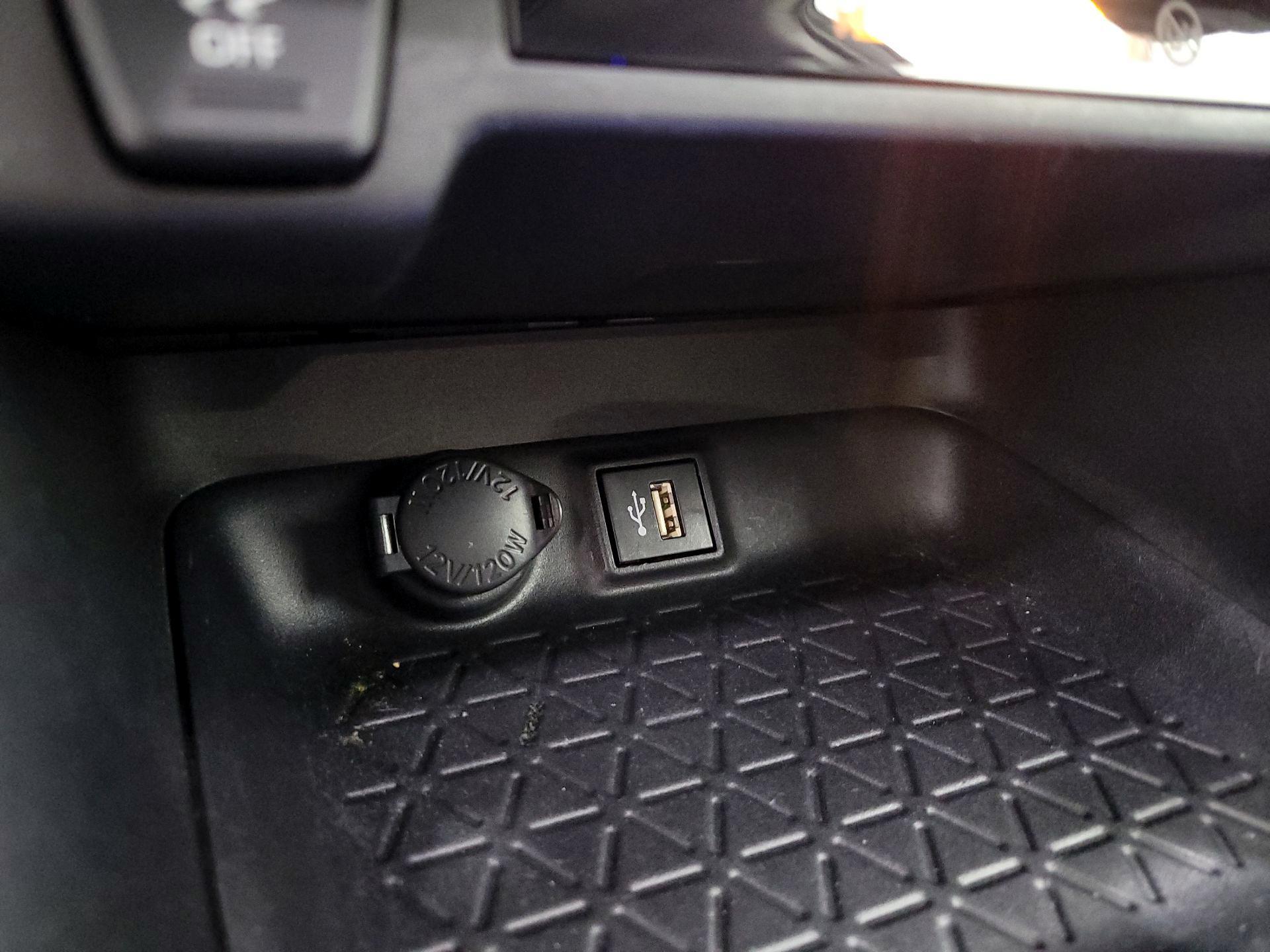 Thumbnail: 2024 Toyota RAV4 - 18