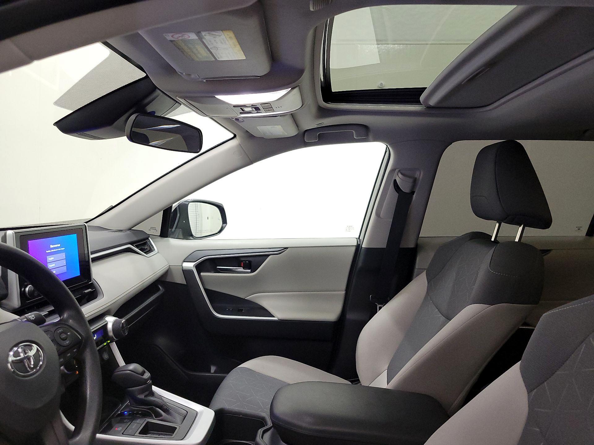 Thumbnail: 2024 Toyota RAV4 - 19