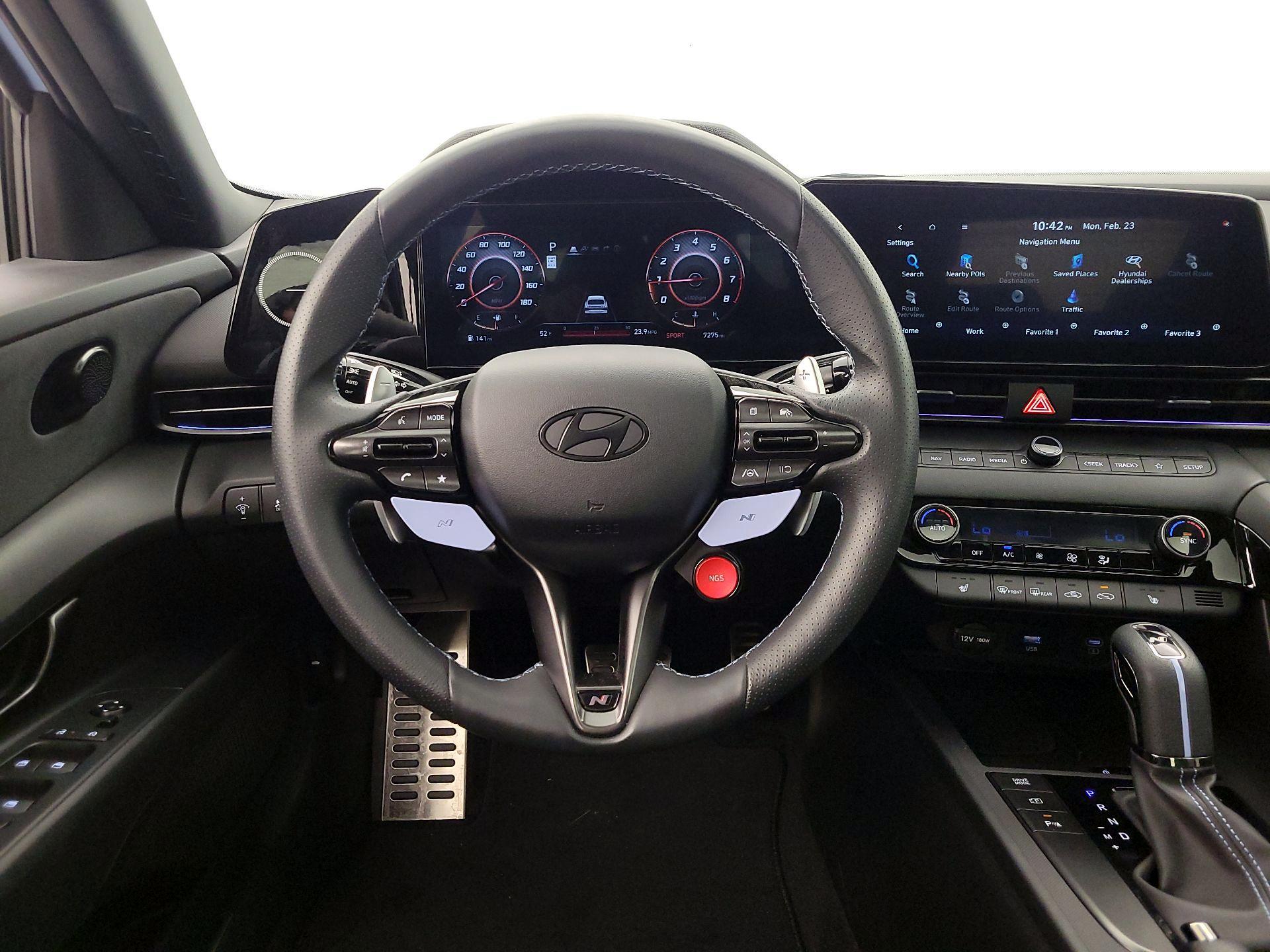 Thumbnail: 2024 Hyundai Elantra - 10