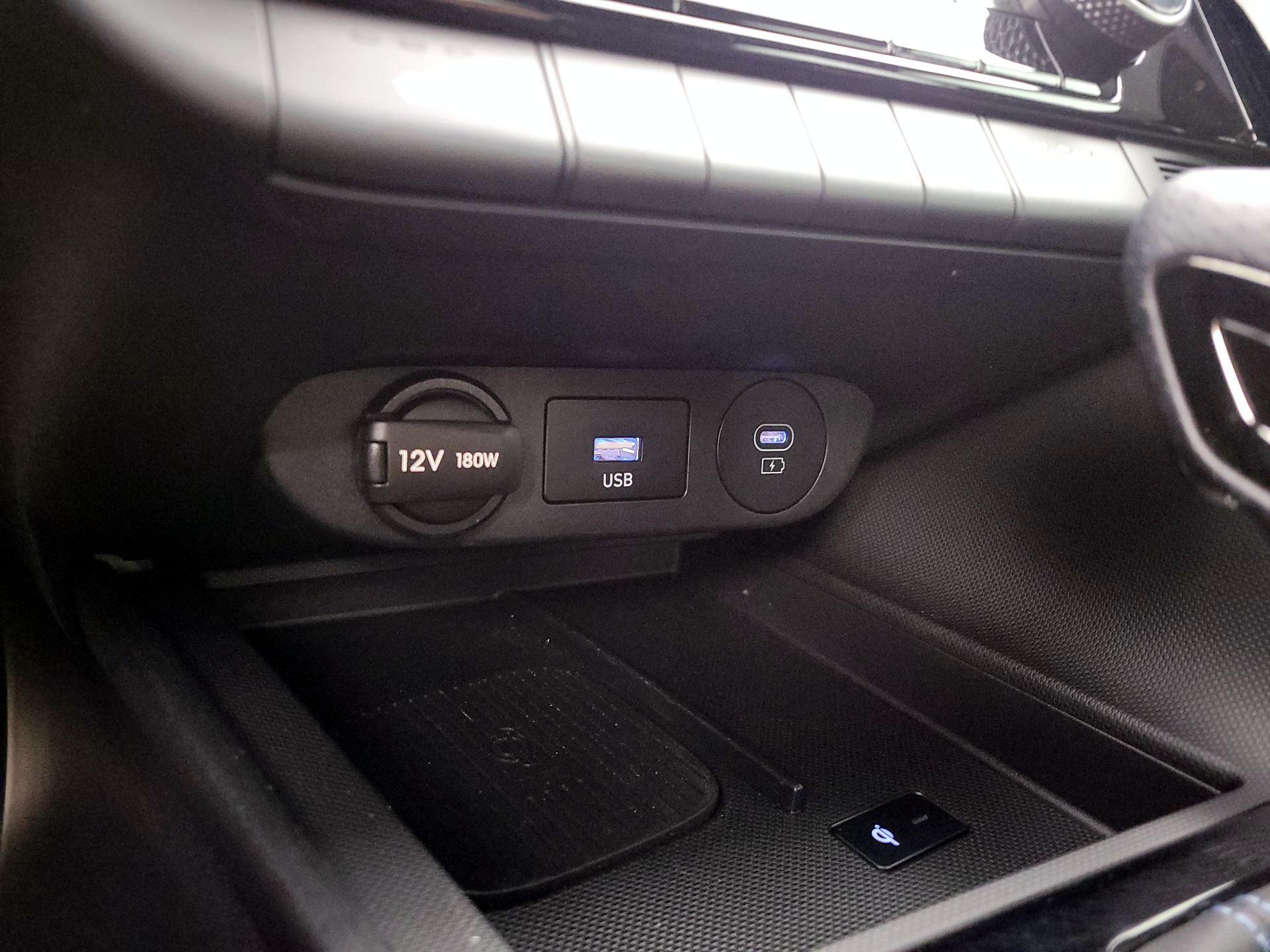 Thumbnail: 2024 Hyundai Elantra - 19