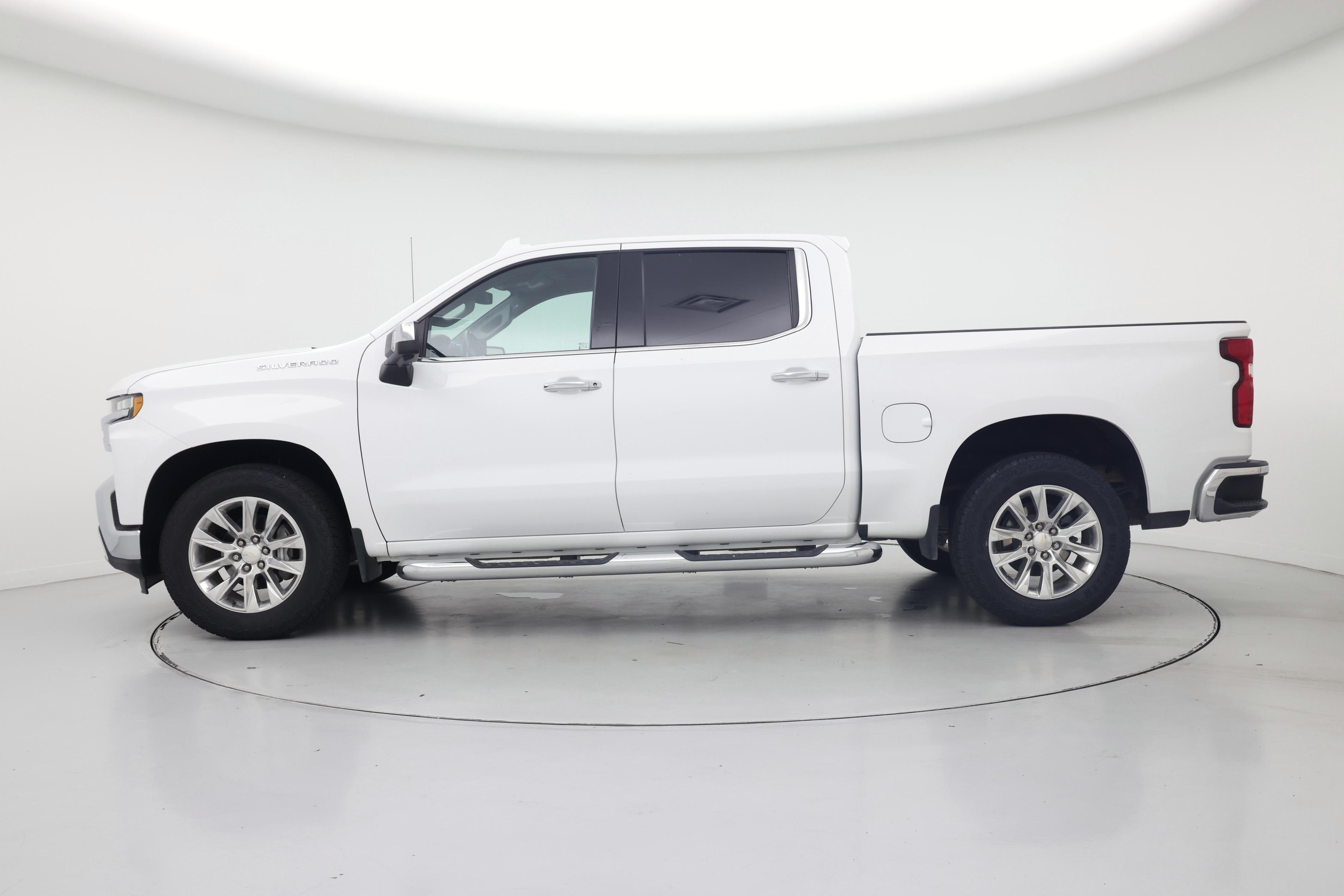 Thumbnail: 2022 Chevrolet Silverado 1500 - 3