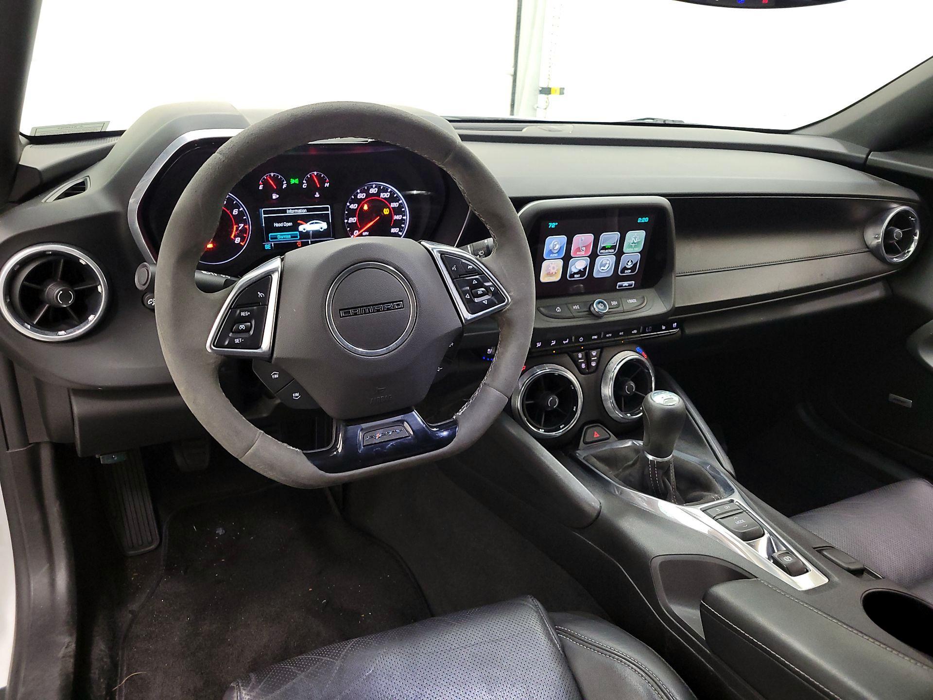Thumbnail: 2017 Chevrolet Camaro - 9