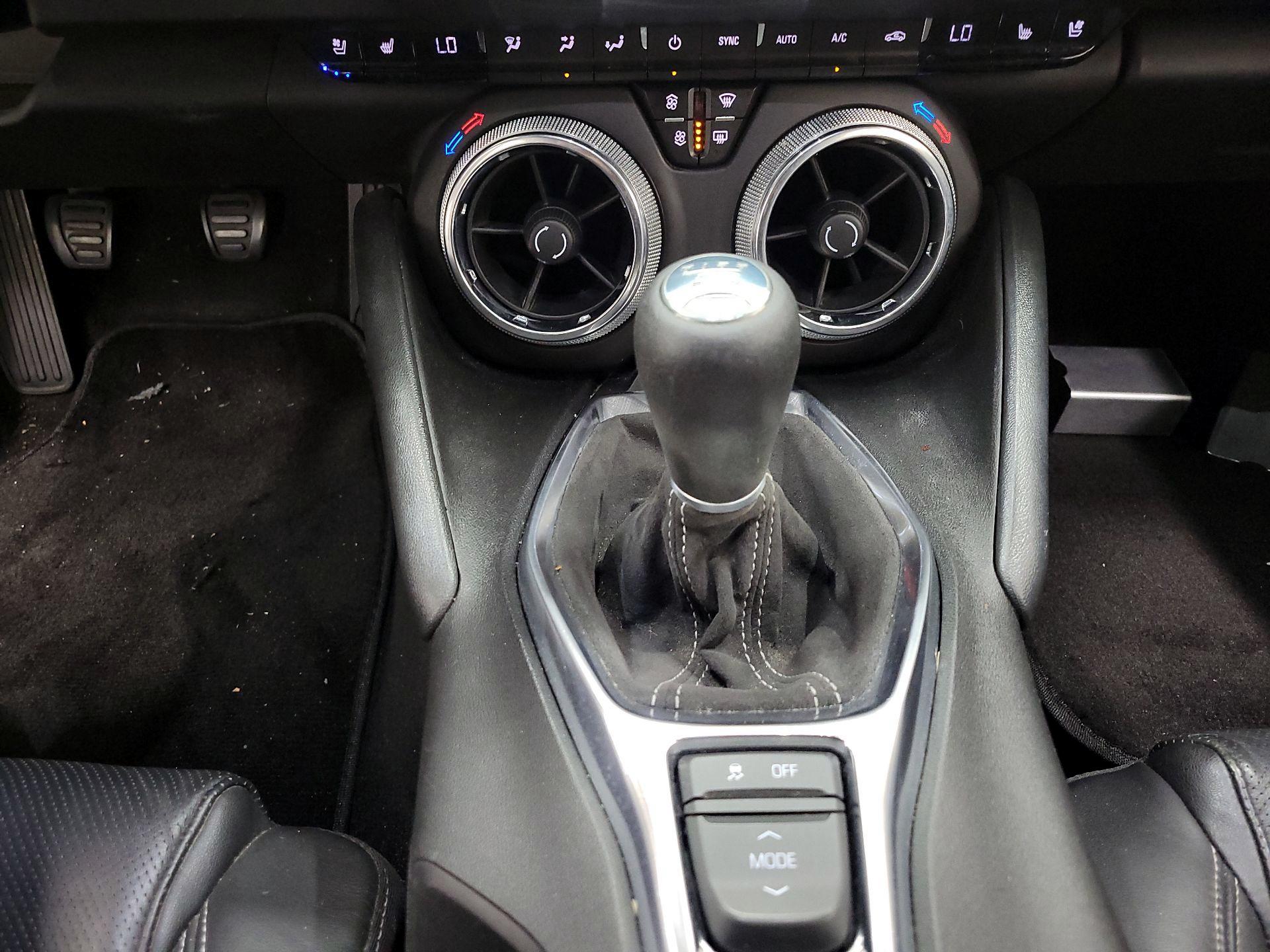 Thumbnail: 2017 Chevrolet Camaro - 16