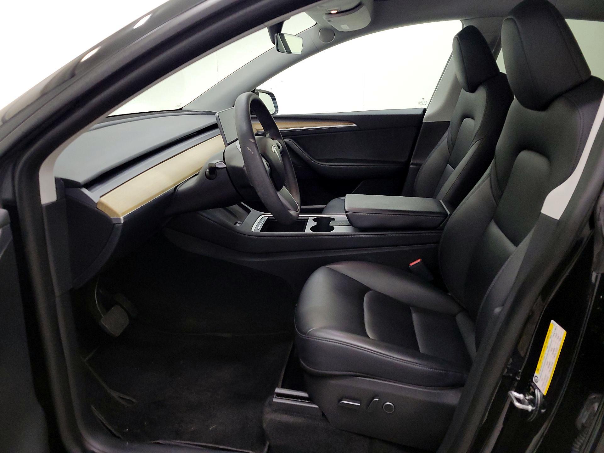 Thumbnail: 2023 Tesla Model Y - 11