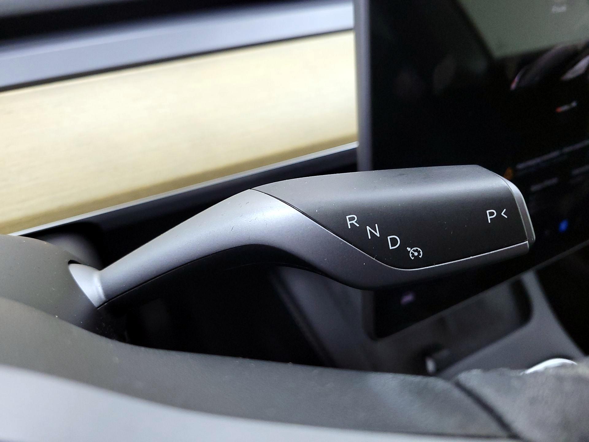 Thumbnail: 2023 Tesla Model Y - 17