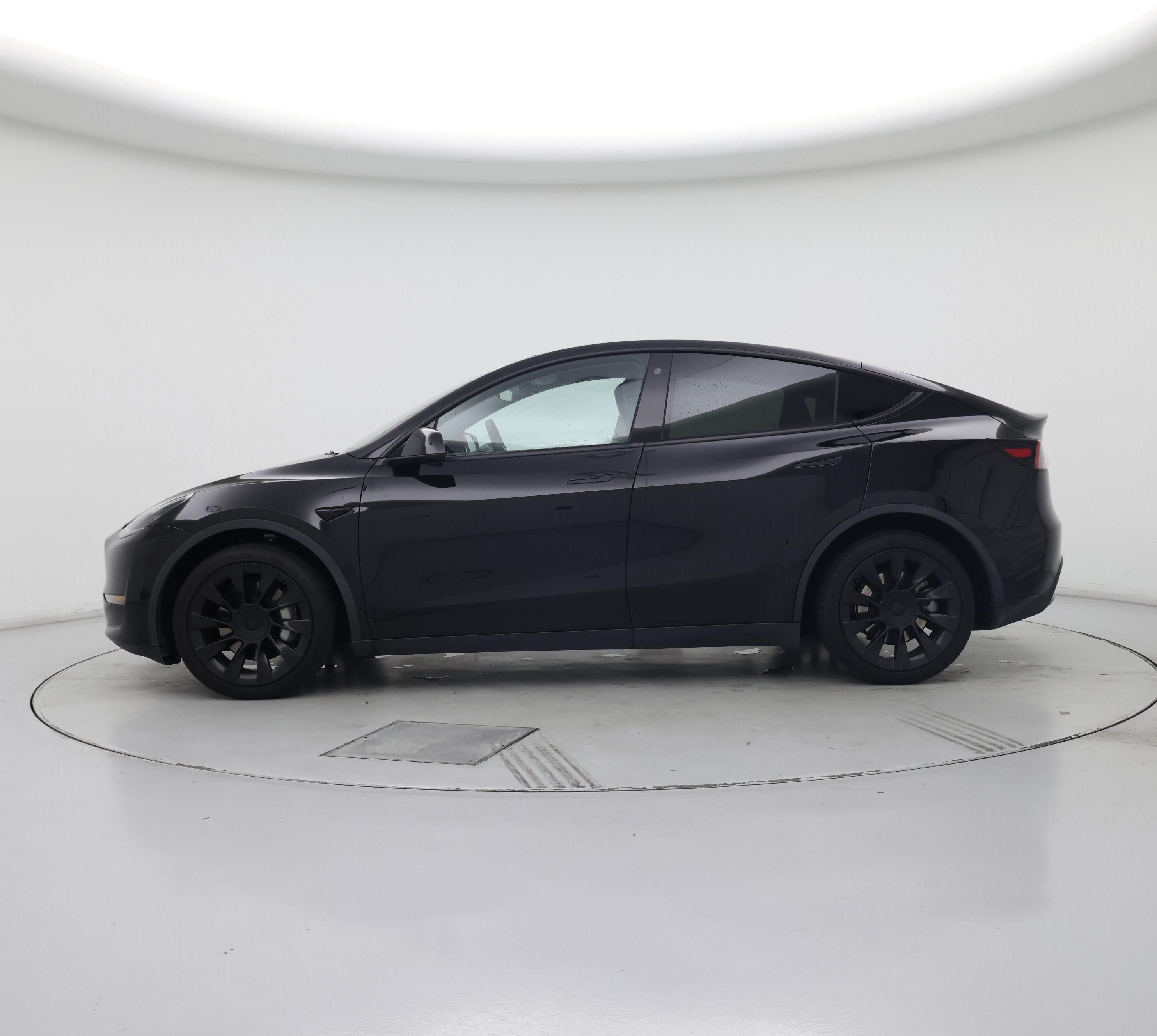 Thumbnail: 2023 Tesla Model Y - 3