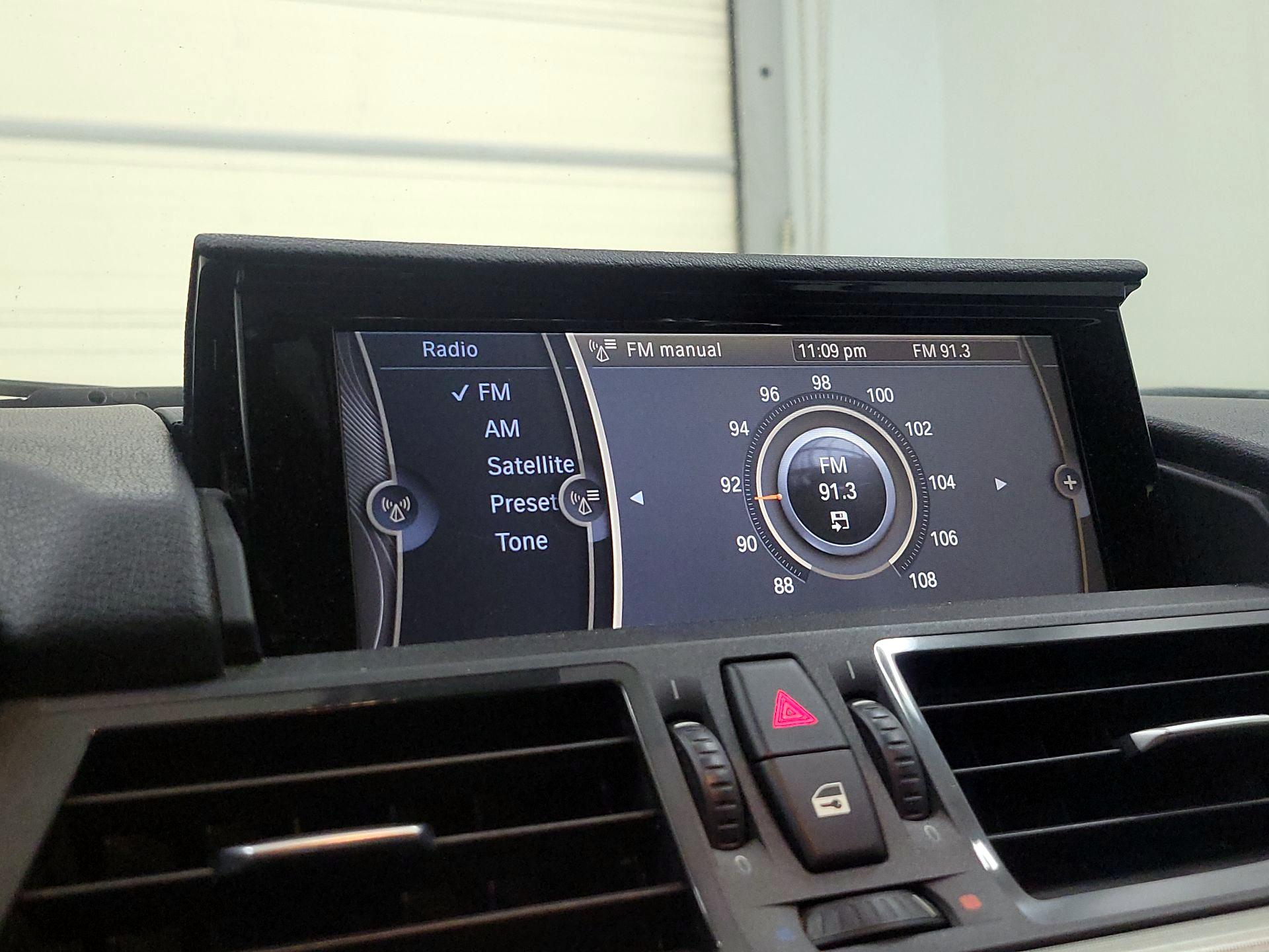 Thumbnail: 2014 BMW Z4 - 14