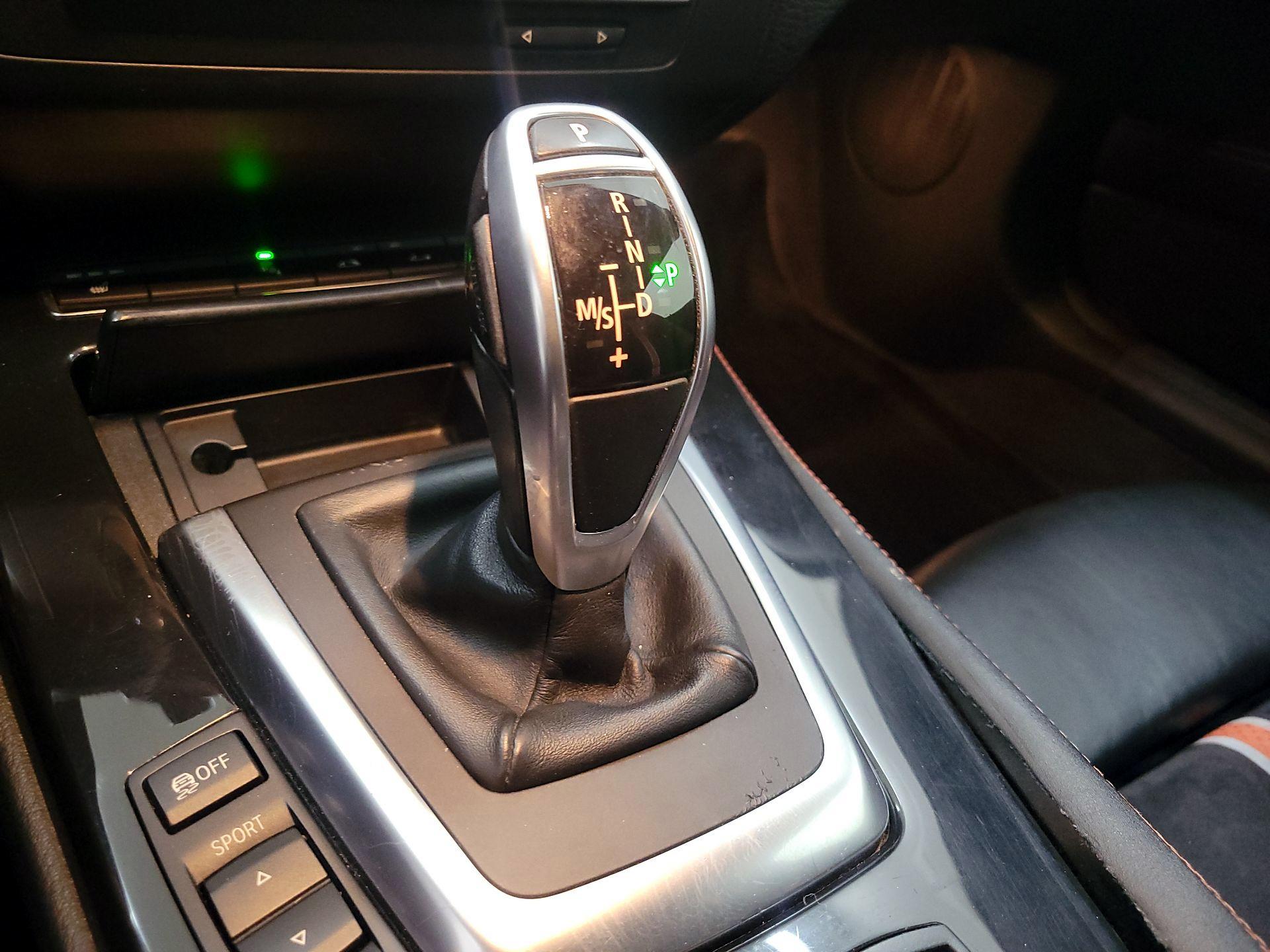 Thumbnail: 2014 BMW Z4 - 16