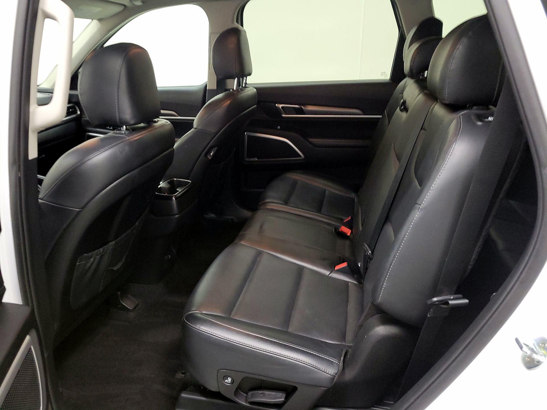 Thumbnail: 2020 Kia Telluride - 19