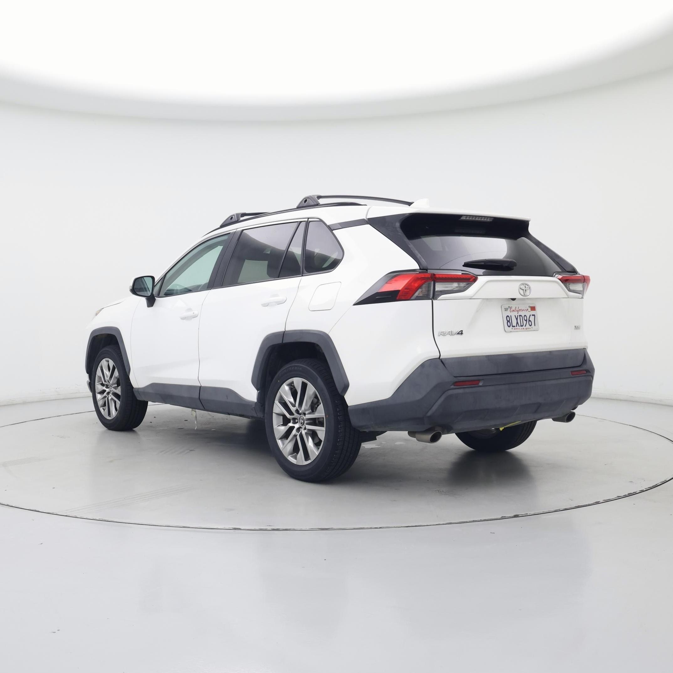 Thumbnail: 2019 Toyota RAV4 - 2