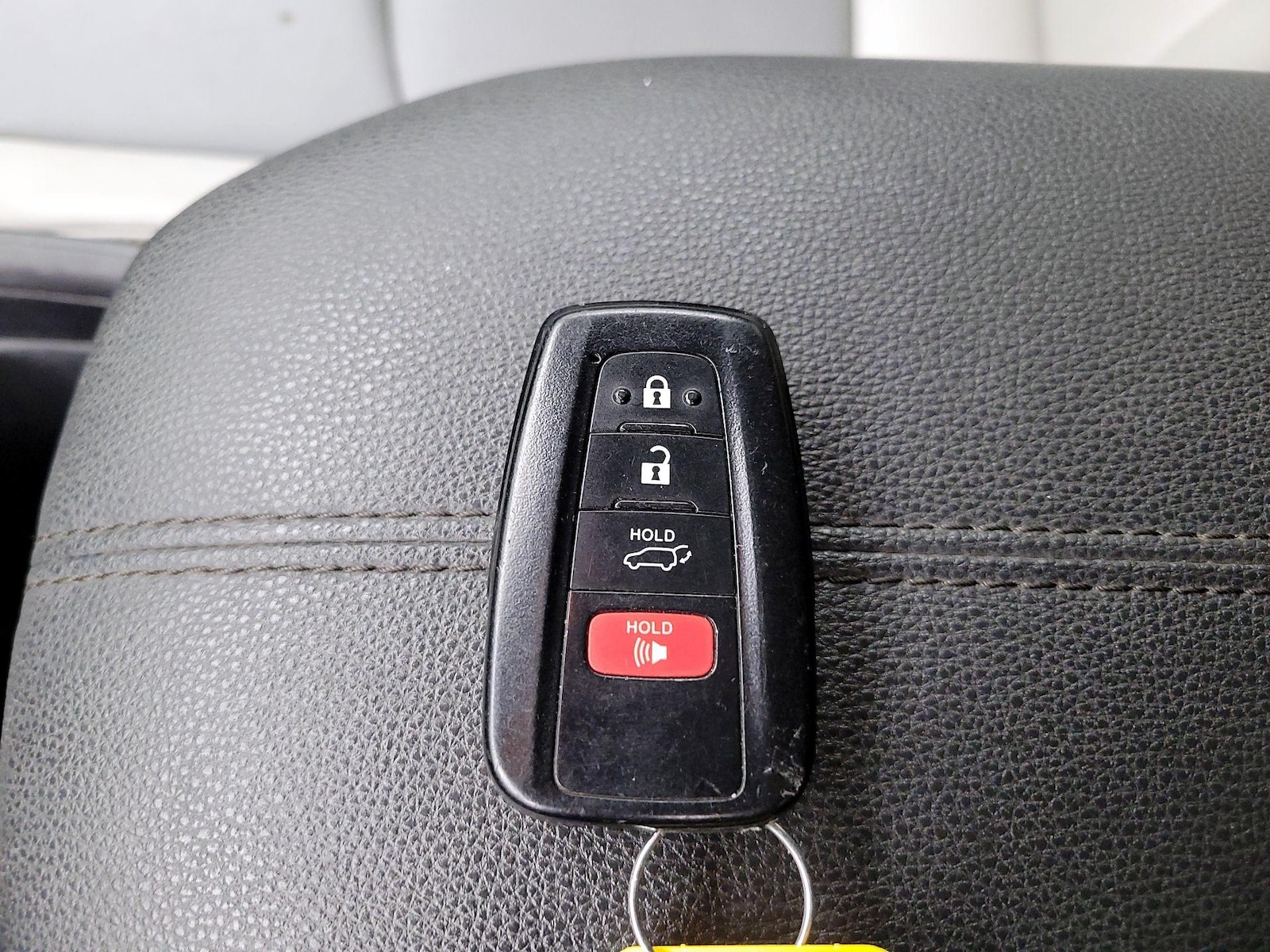 2019 Toyota RAV4 XLE Premium - Photo 24