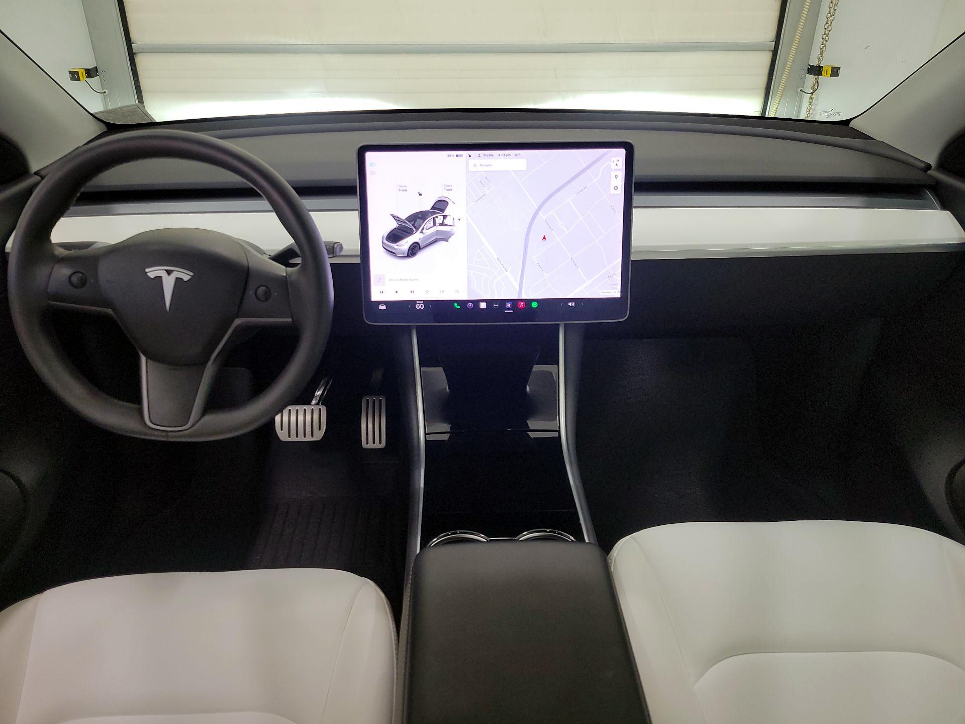 Thumbnail: 2020 Tesla Model Y - 9