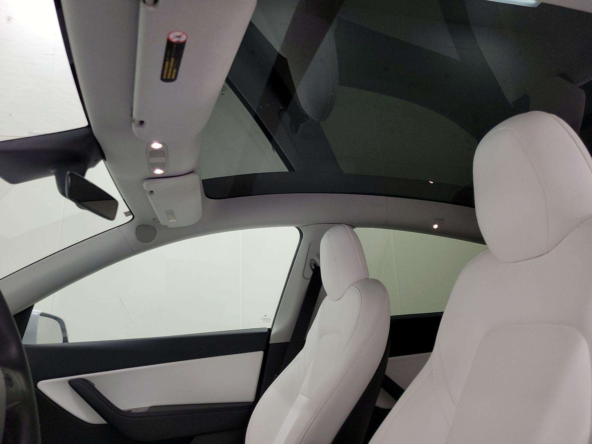 Thumbnail: 2020 Tesla Model Y - 18