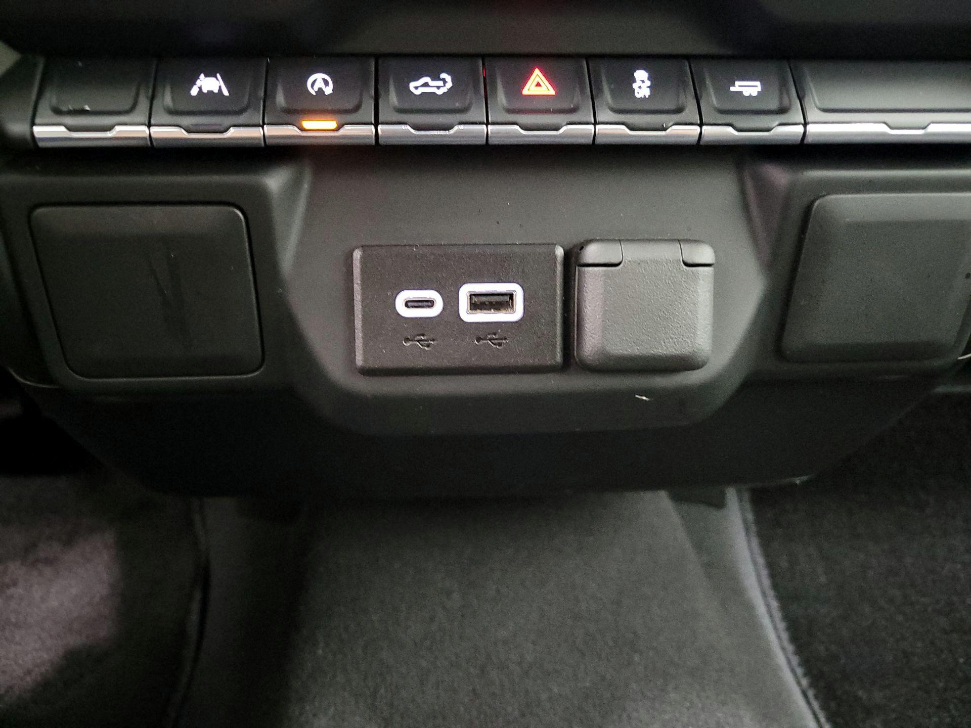 Thumbnail: 2024 GMC Sierra 1500 - 18