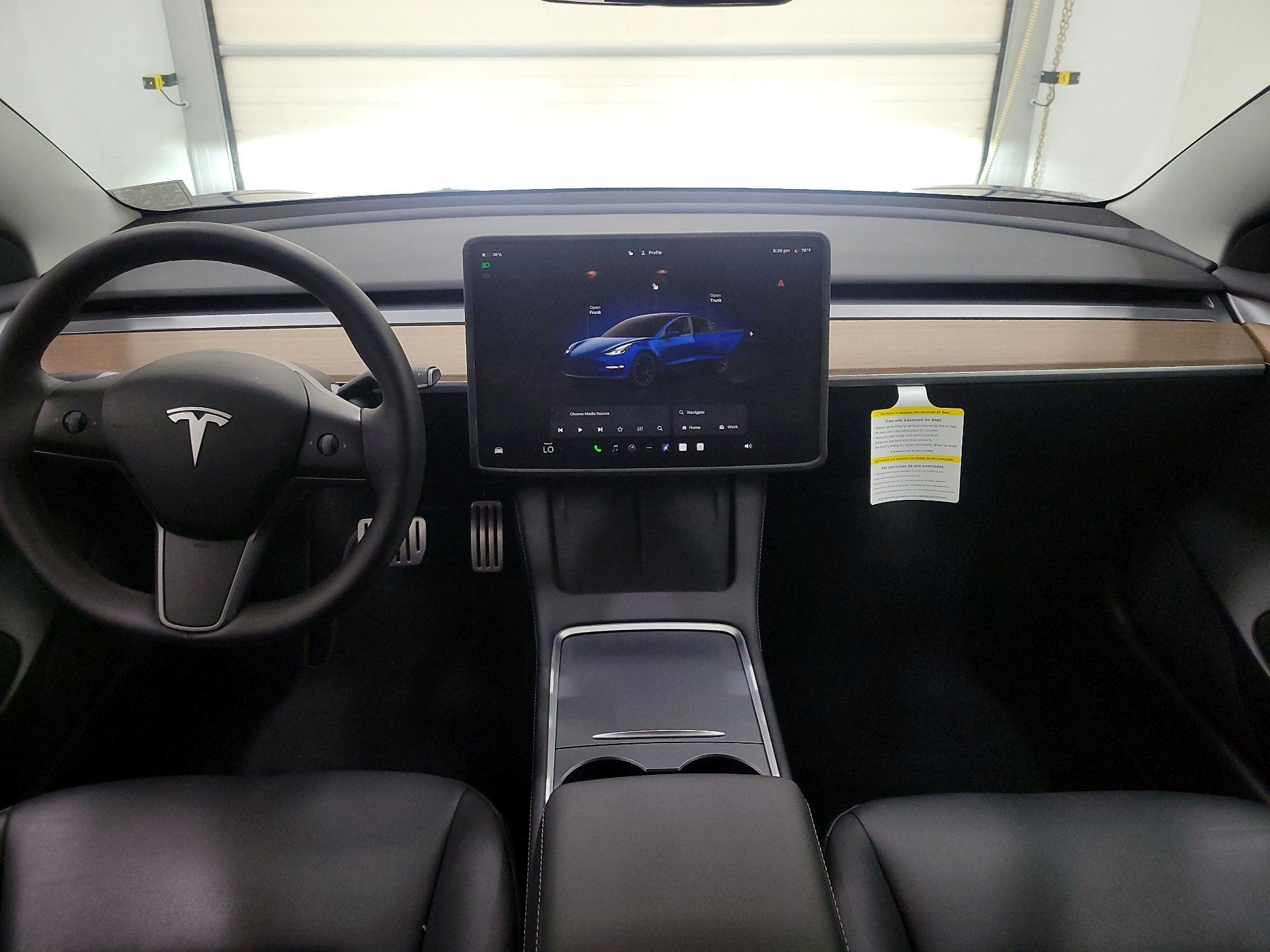 Thumbnail: 2023 Tesla Model 3 - 9