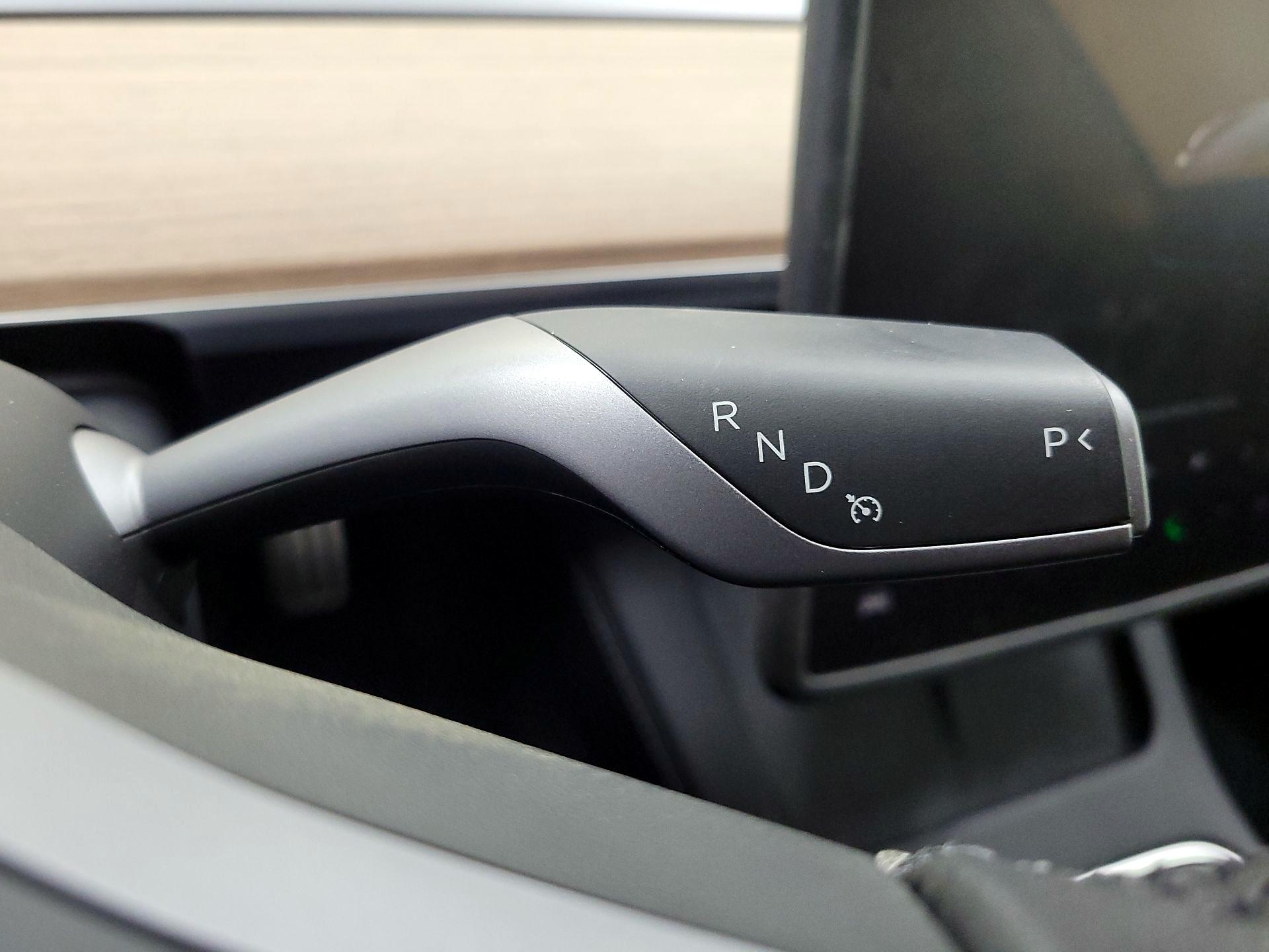 Thumbnail: 2023 Tesla Model 3 - 17