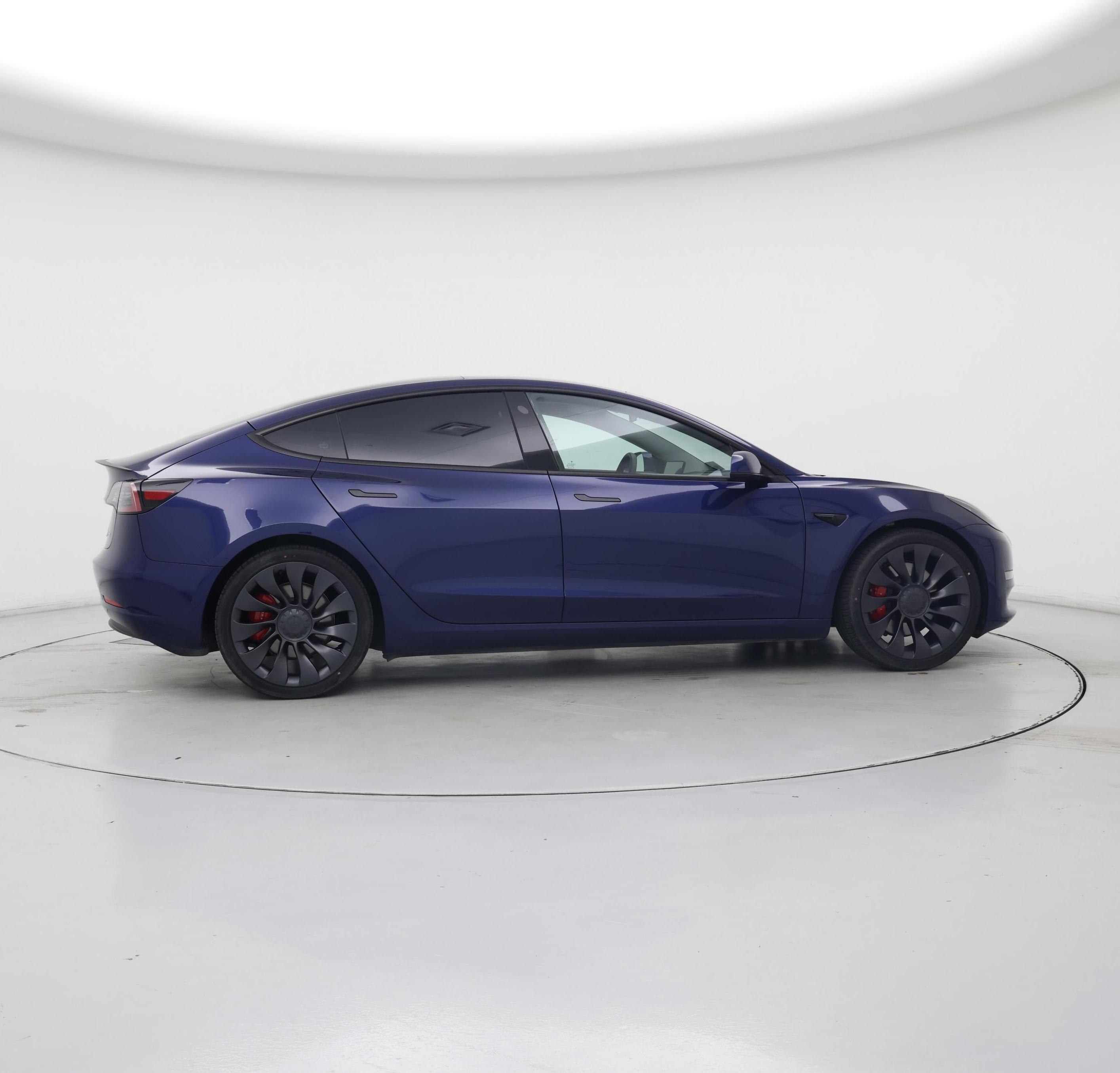 Thumbnail: 2023 Tesla Model 3 - 7