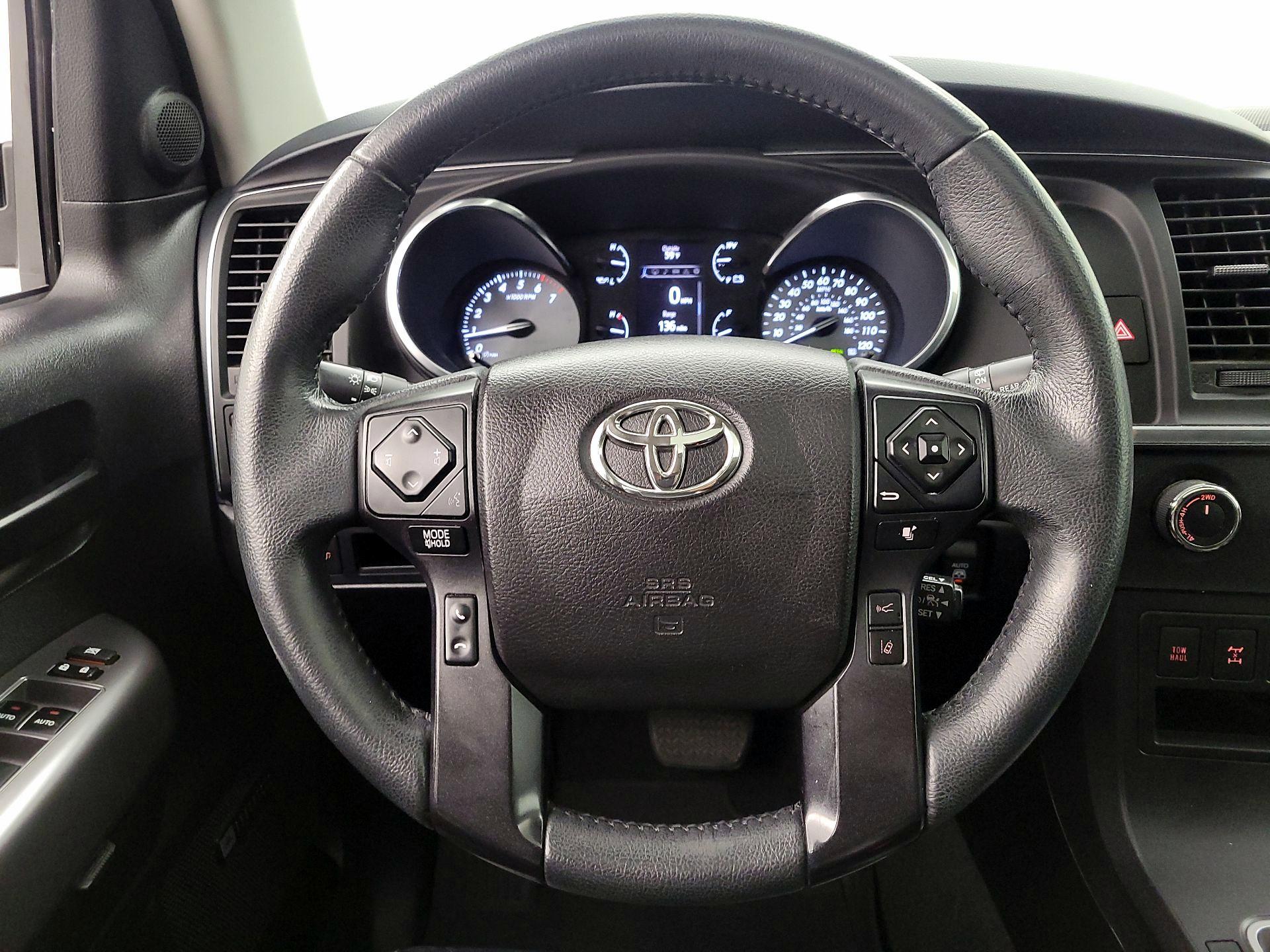 Thumbnail: 2020 Toyota Sequoia - 10