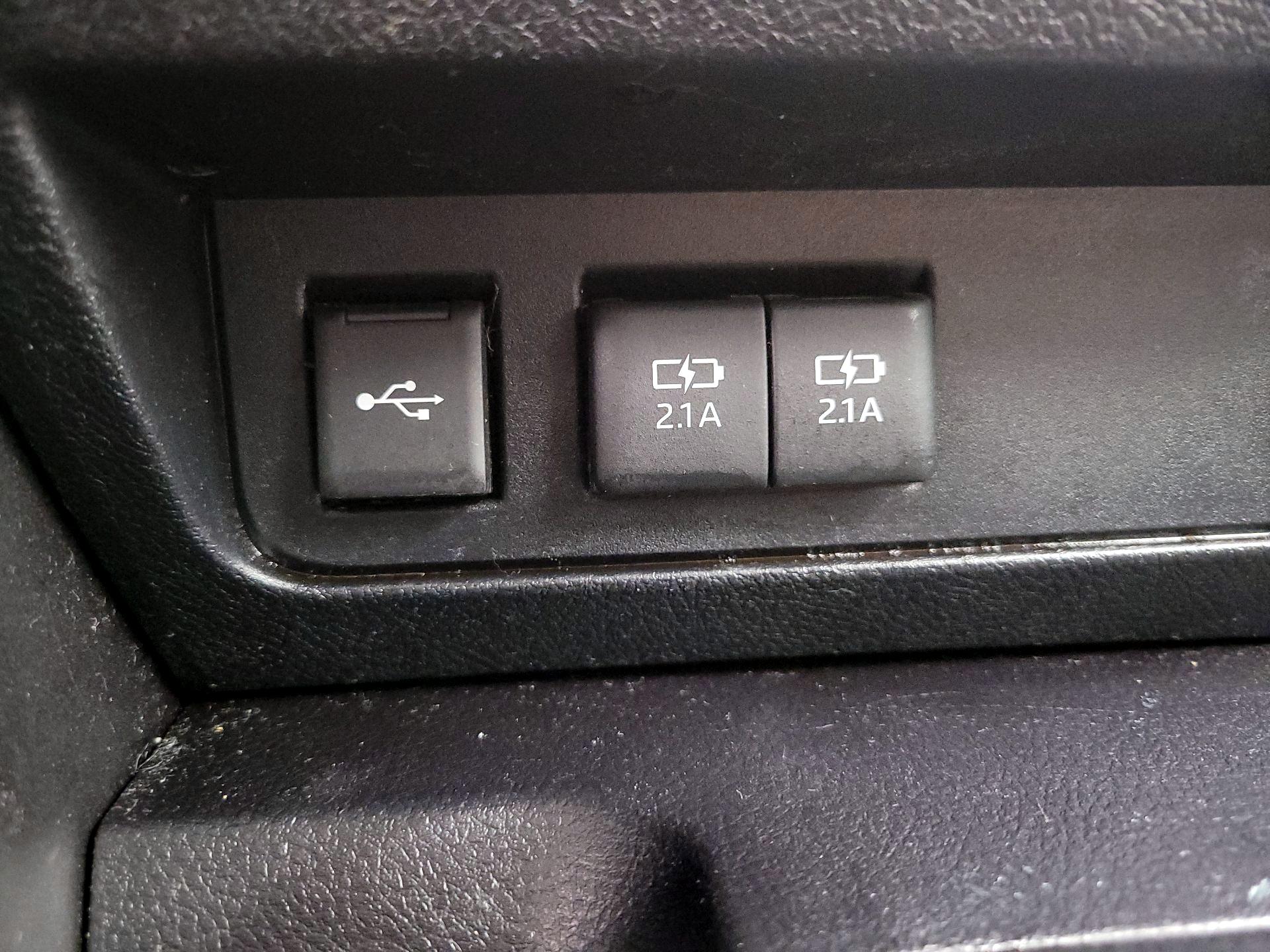 Thumbnail: 2020 Toyota Sequoia - 19