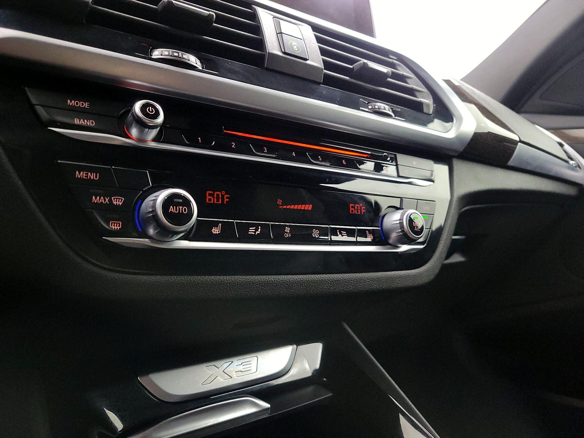 Thumbnail: 2019 BMW X3 - 17