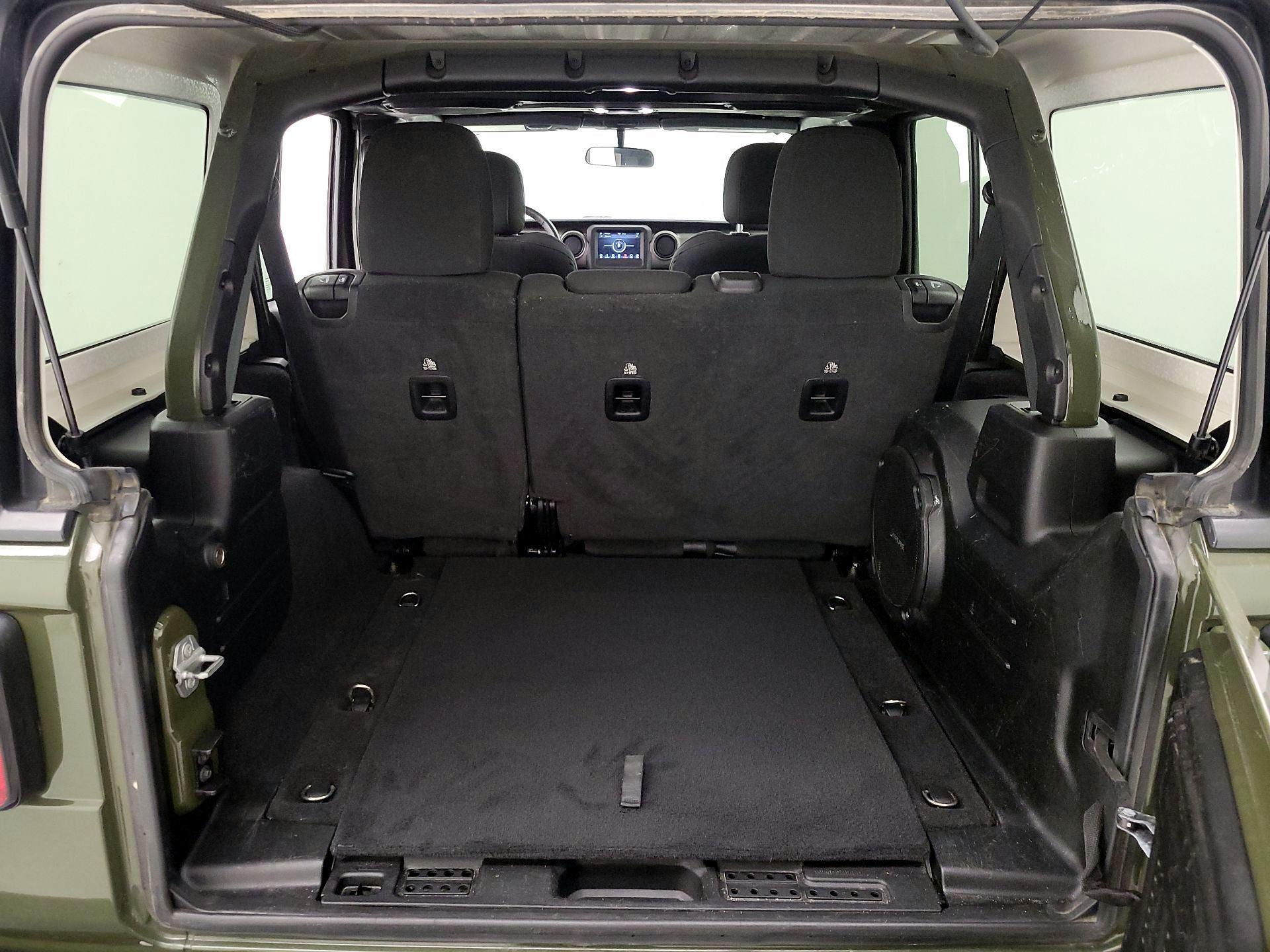 Thumbnail: 2021 Jeep Wrangler - 20