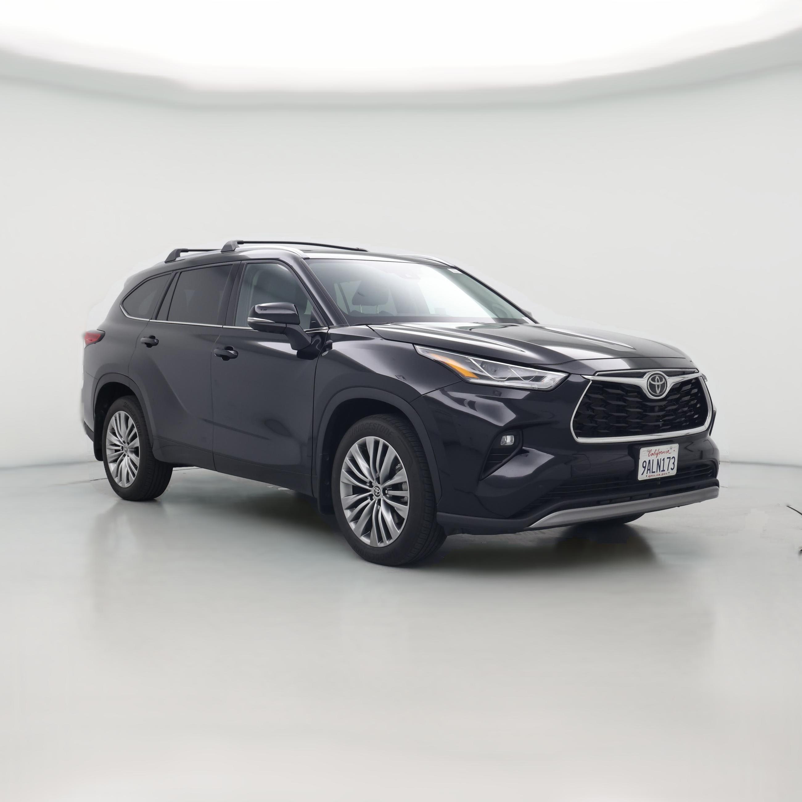 Thumbnail: 2022 Toyota Highlander - 1