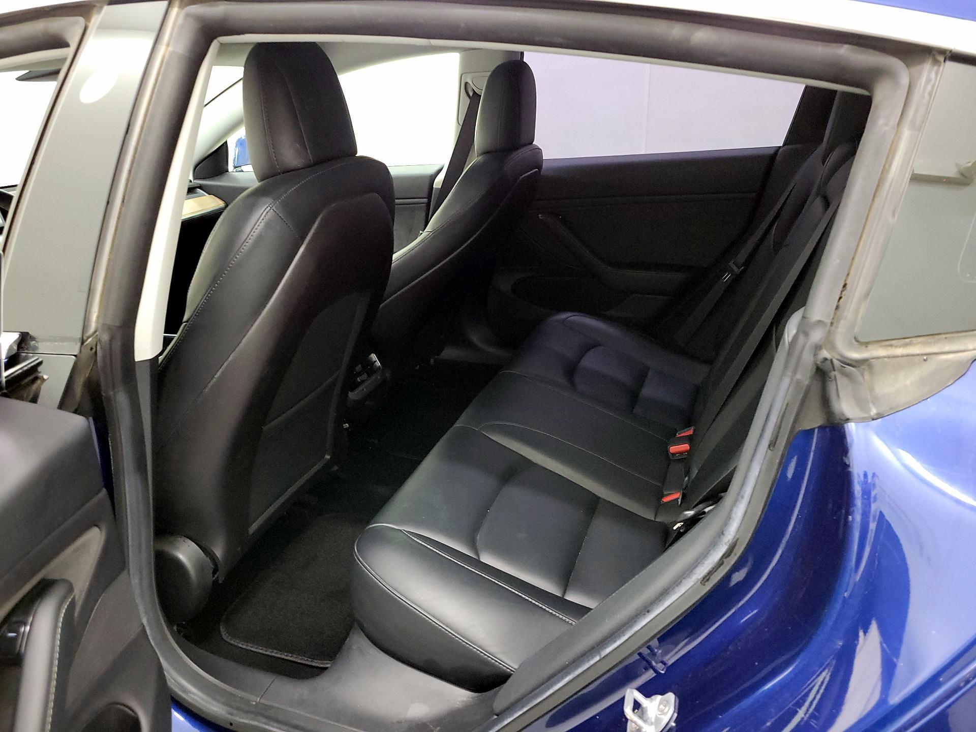 Thumbnail: 2019 Tesla Model 3 - 19