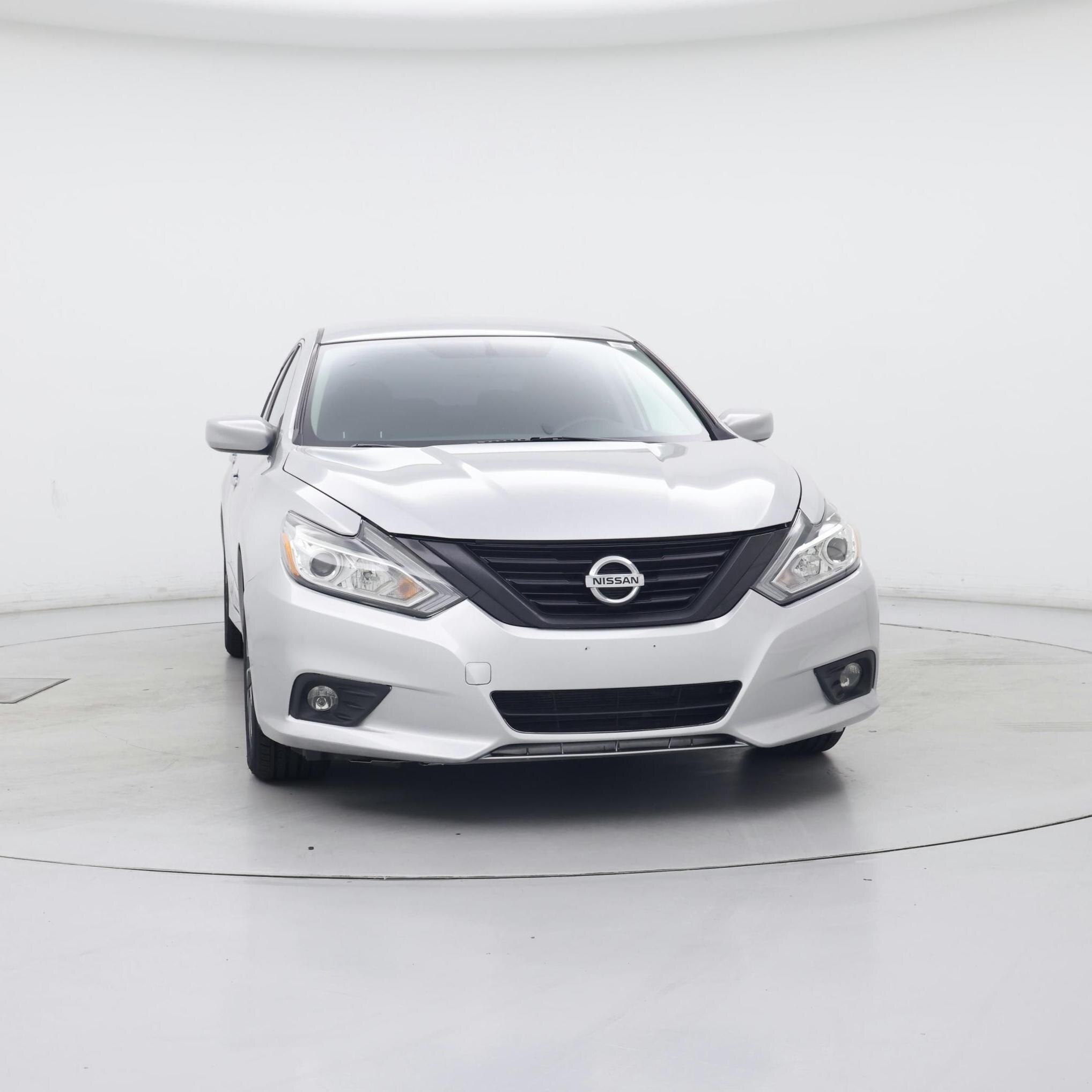 Thumbnail: 2016 Nissan Altima - 5