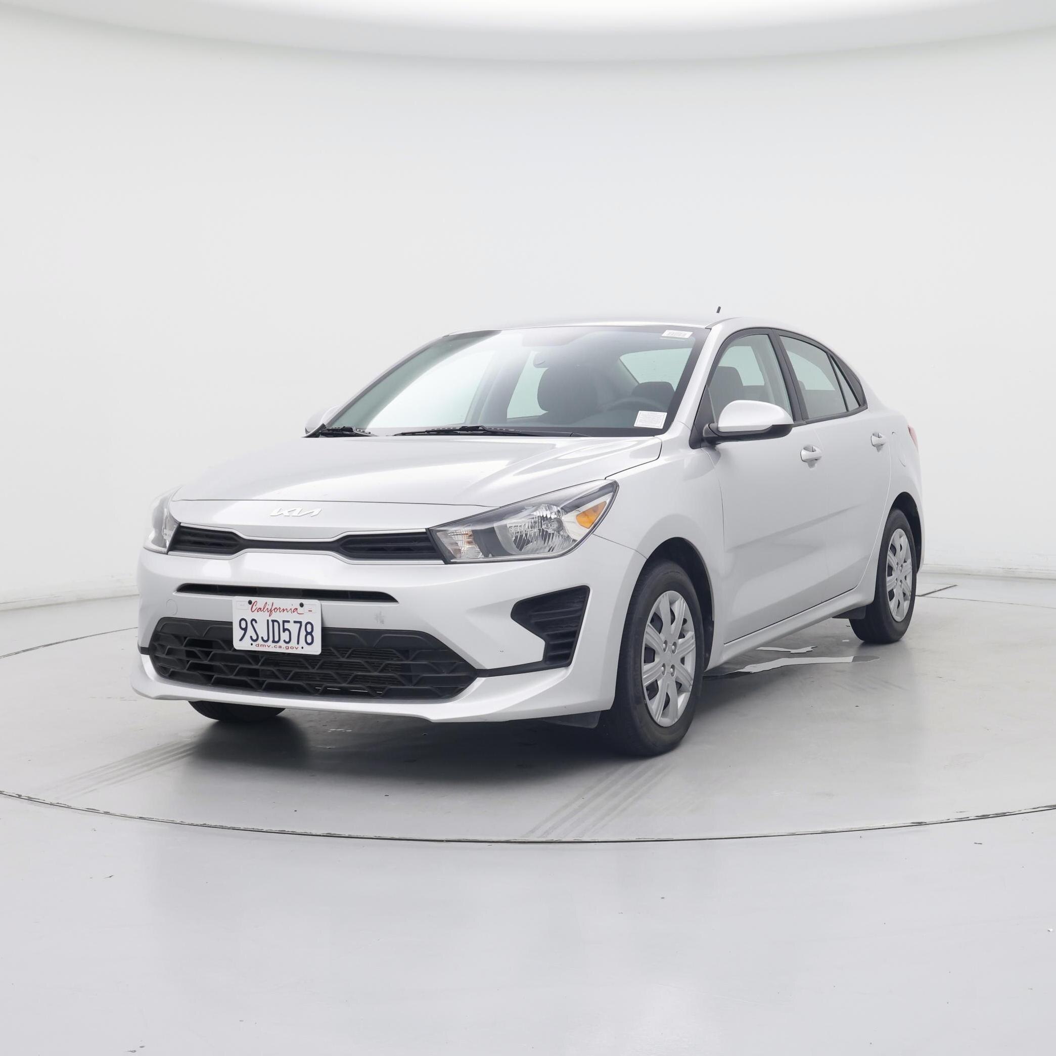 Thumbnail: 2022 Kia Rio - 4