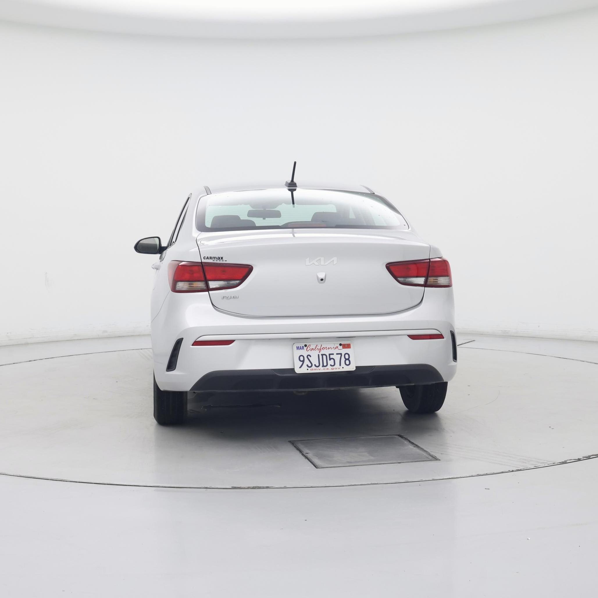 Thumbnail: 2022 Kia Rio - 6