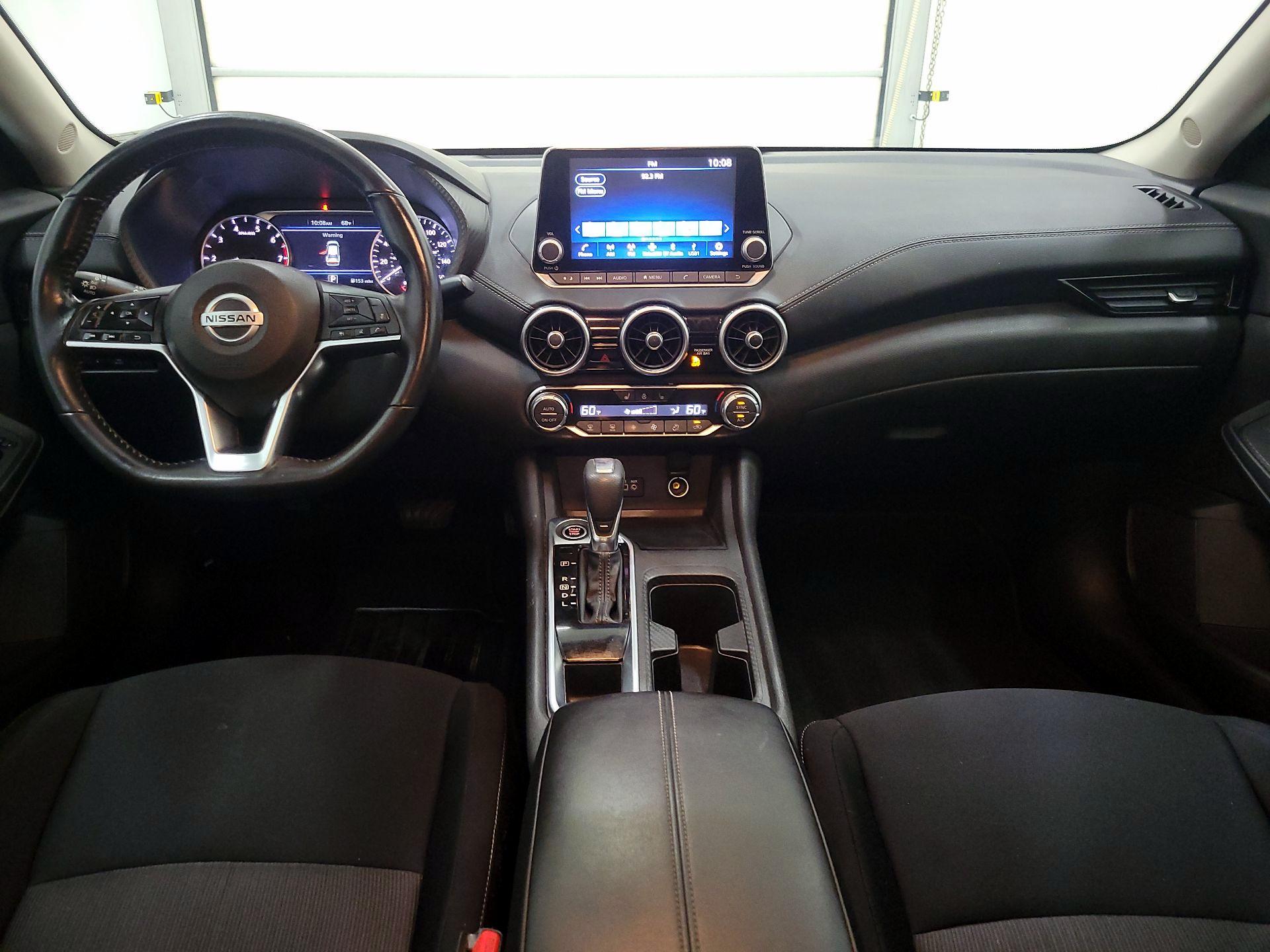 Thumbnail: 2022 Nissan Sentra - 9