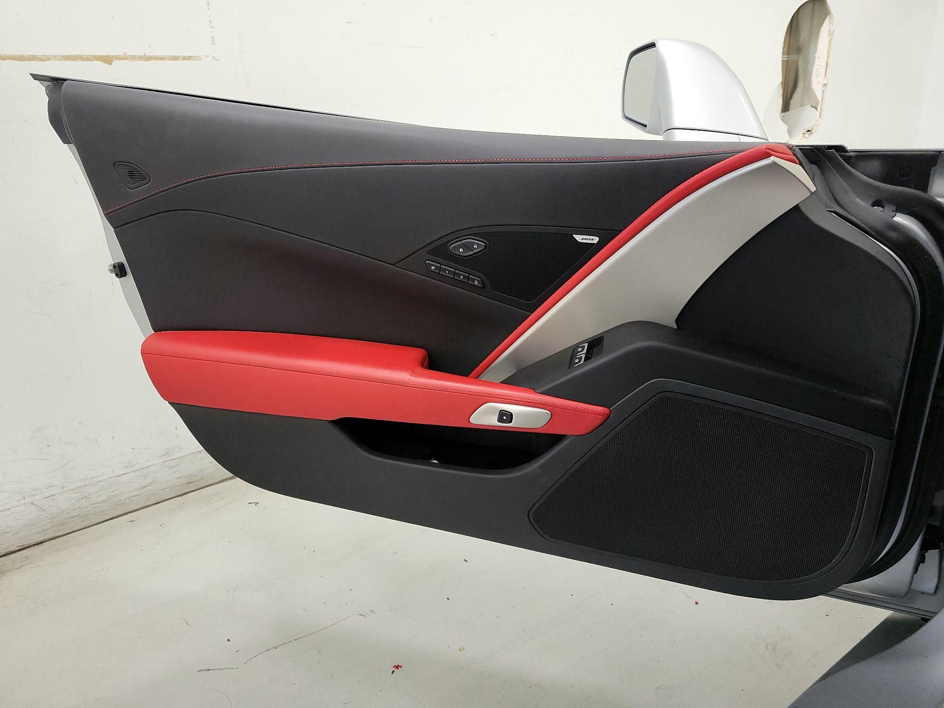 Thumbnail: 2015 Chevrolet Corvette - 12