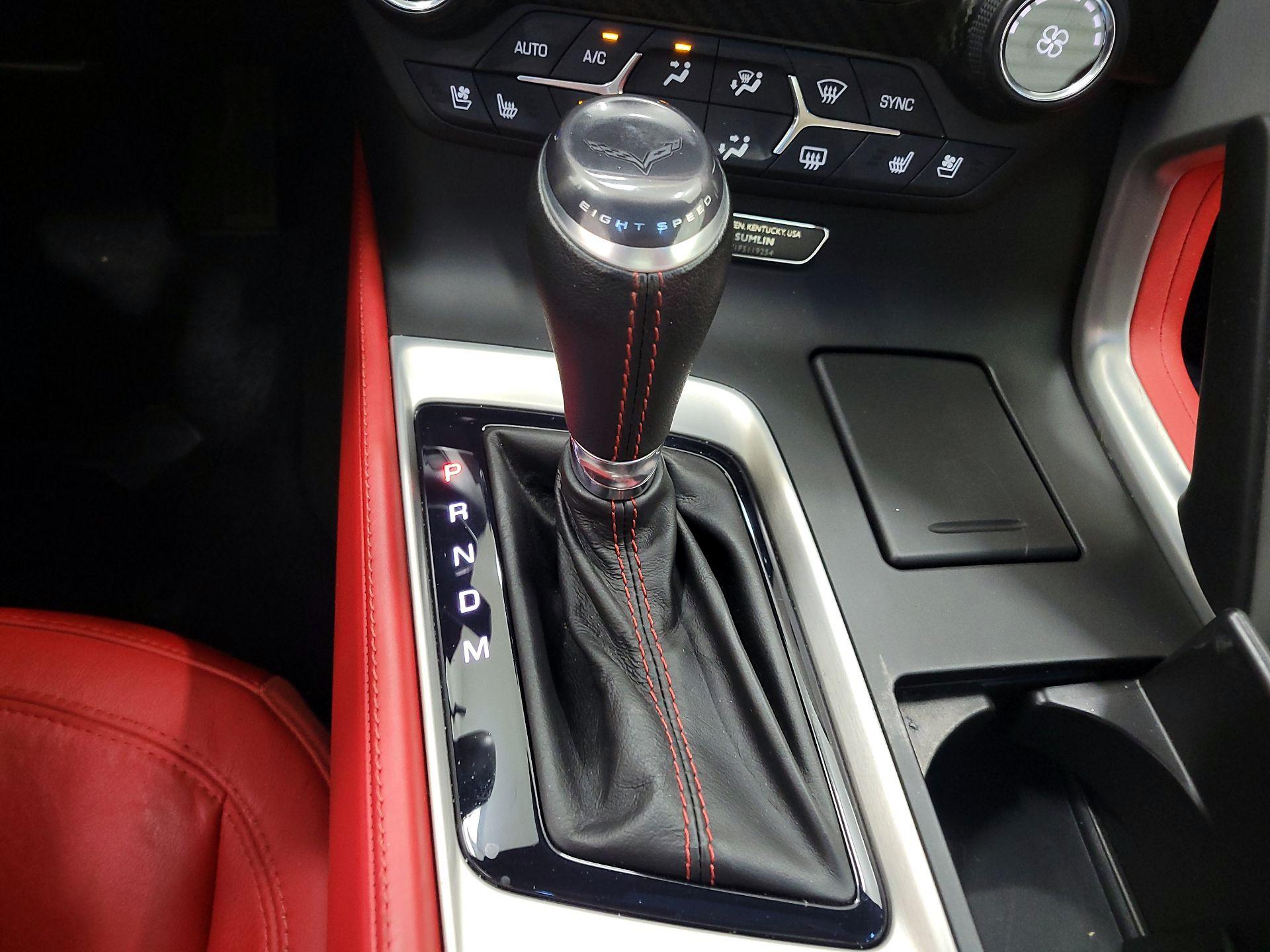 Thumbnail: 2015 Chevrolet Corvette - 18