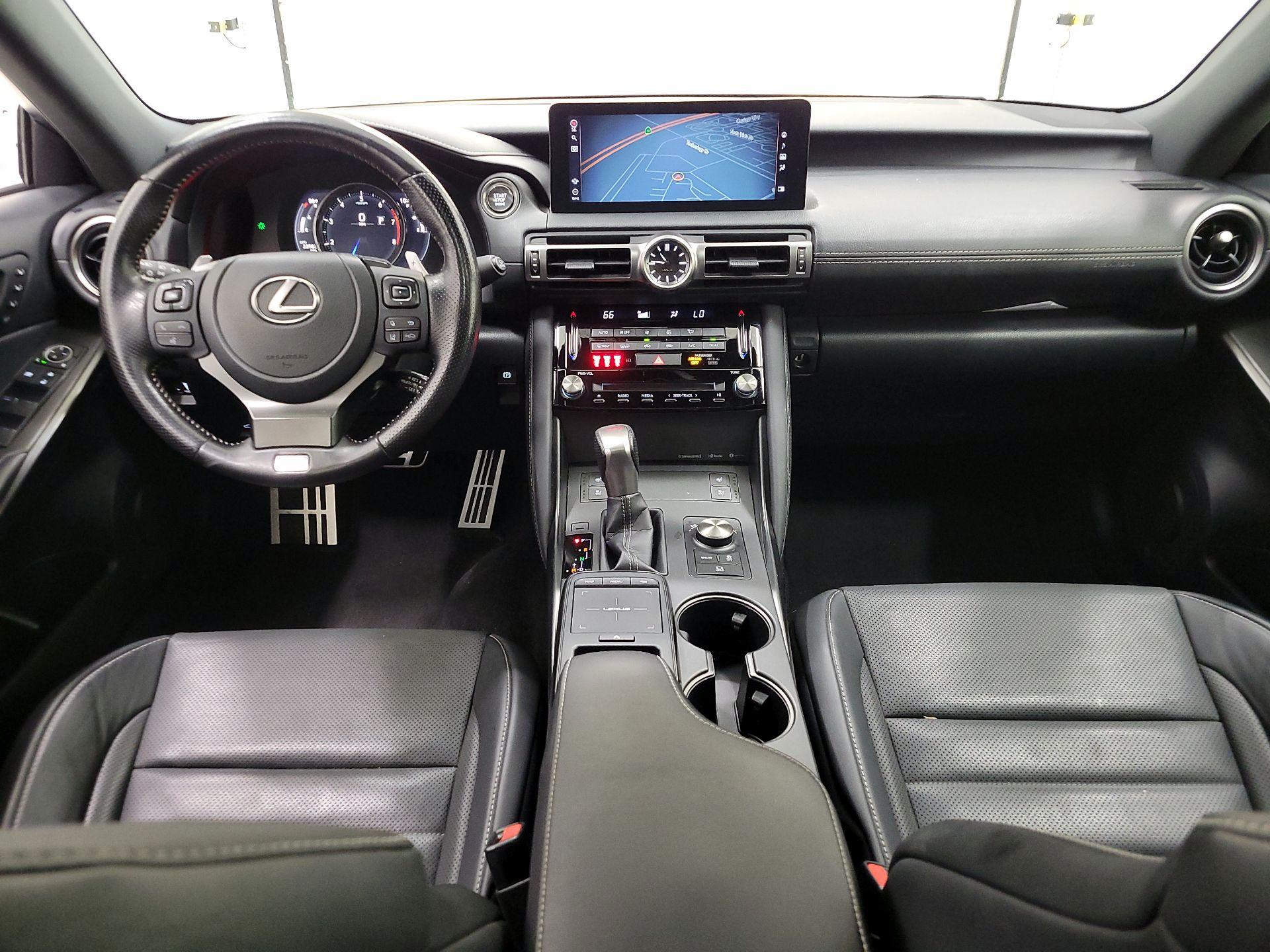 Thumbnail: 2022 Lexus IS - 9