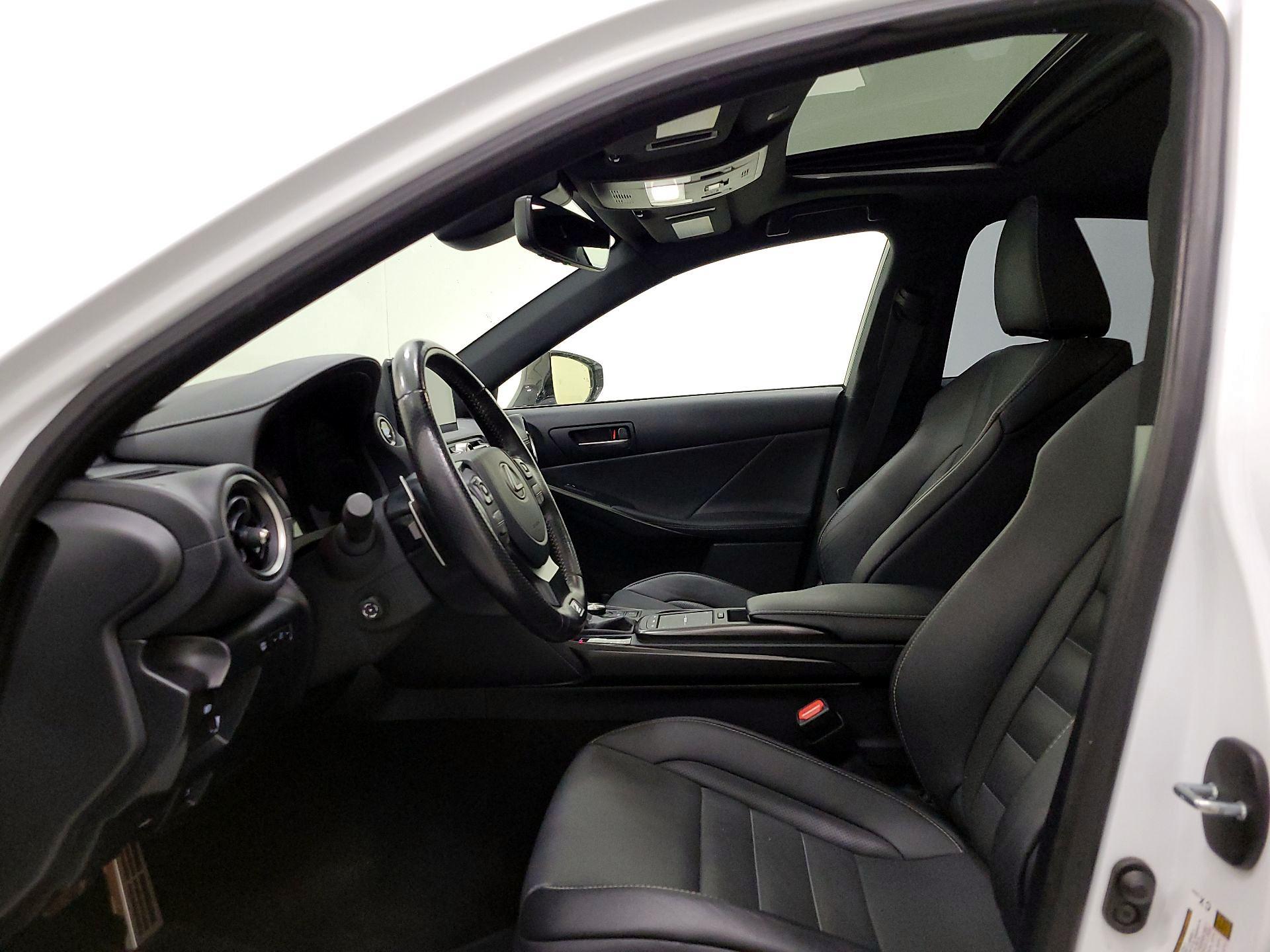 Thumbnail: 2022 Lexus IS - 20