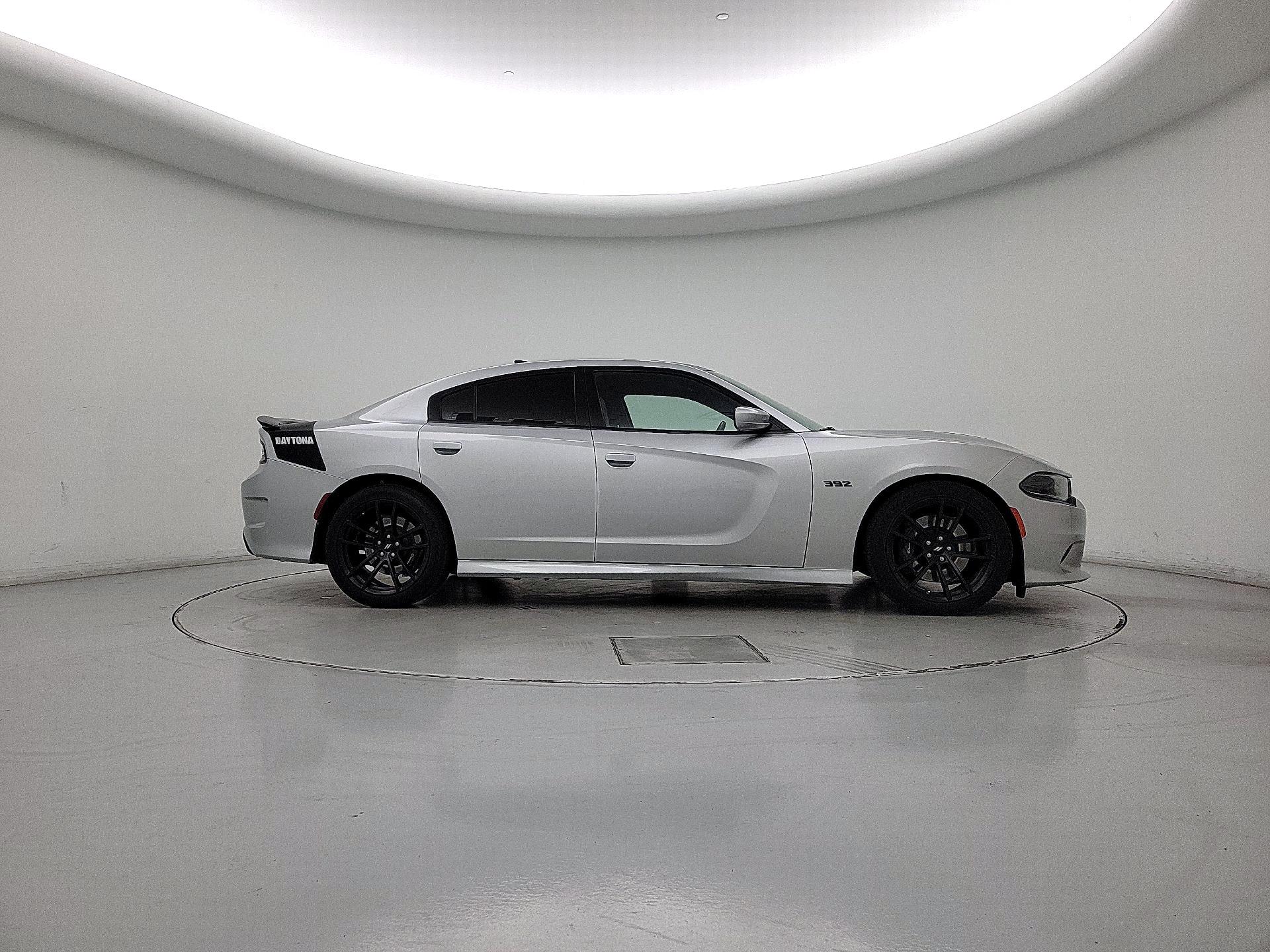 Thumbnail: 2022 Dodge Charger - 4