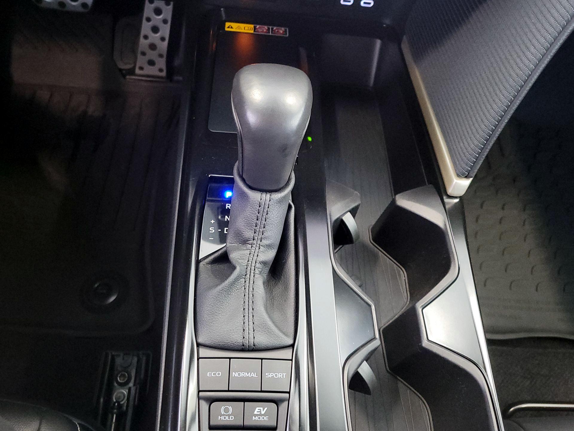 Thumbnail: 2025 Toyota Camry - 17