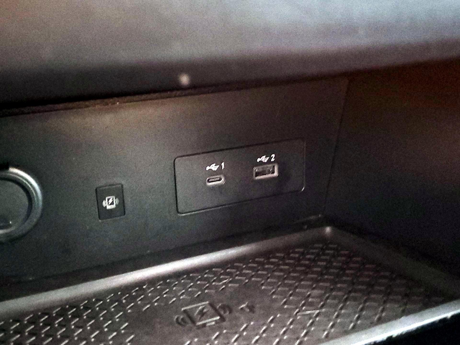 Thumbnail: 2022 Nissan Pathfinder - 19