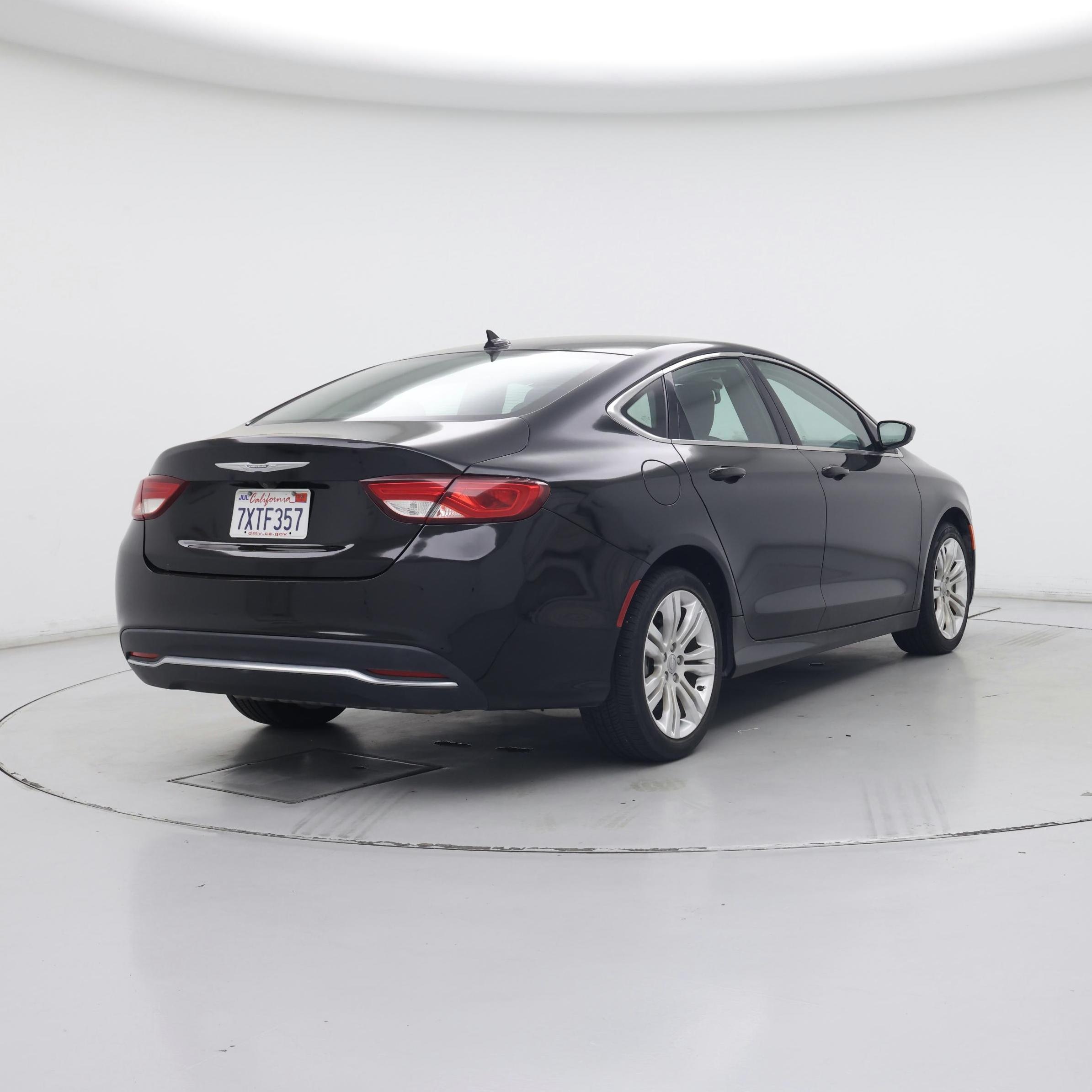 Thumbnail: 2016 Chrysler 200 - 8