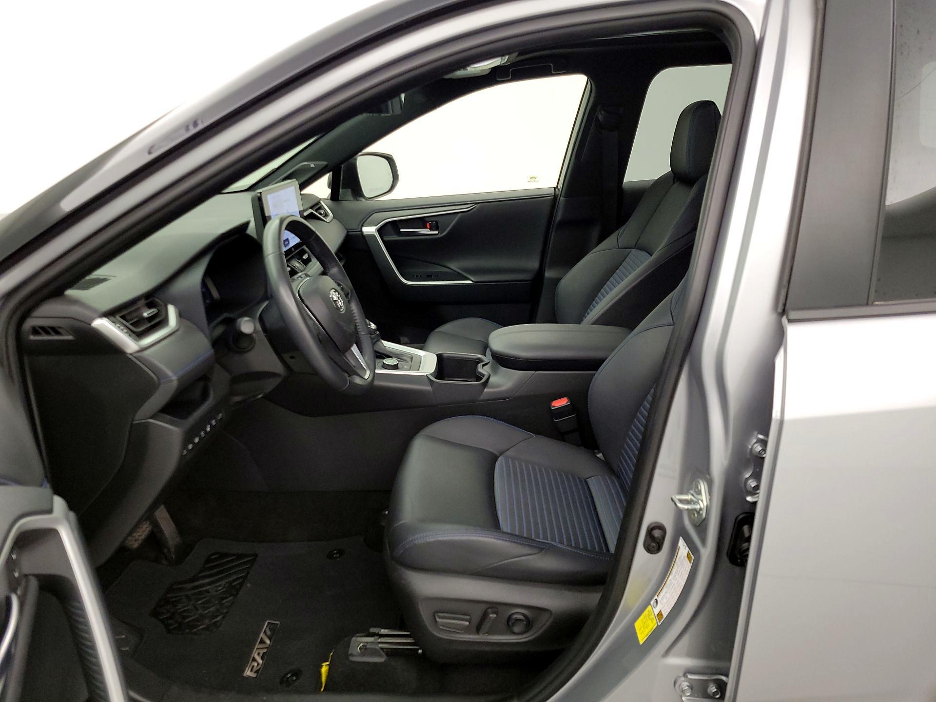 Thumbnail: 2024 Toyota RAV4 - 11