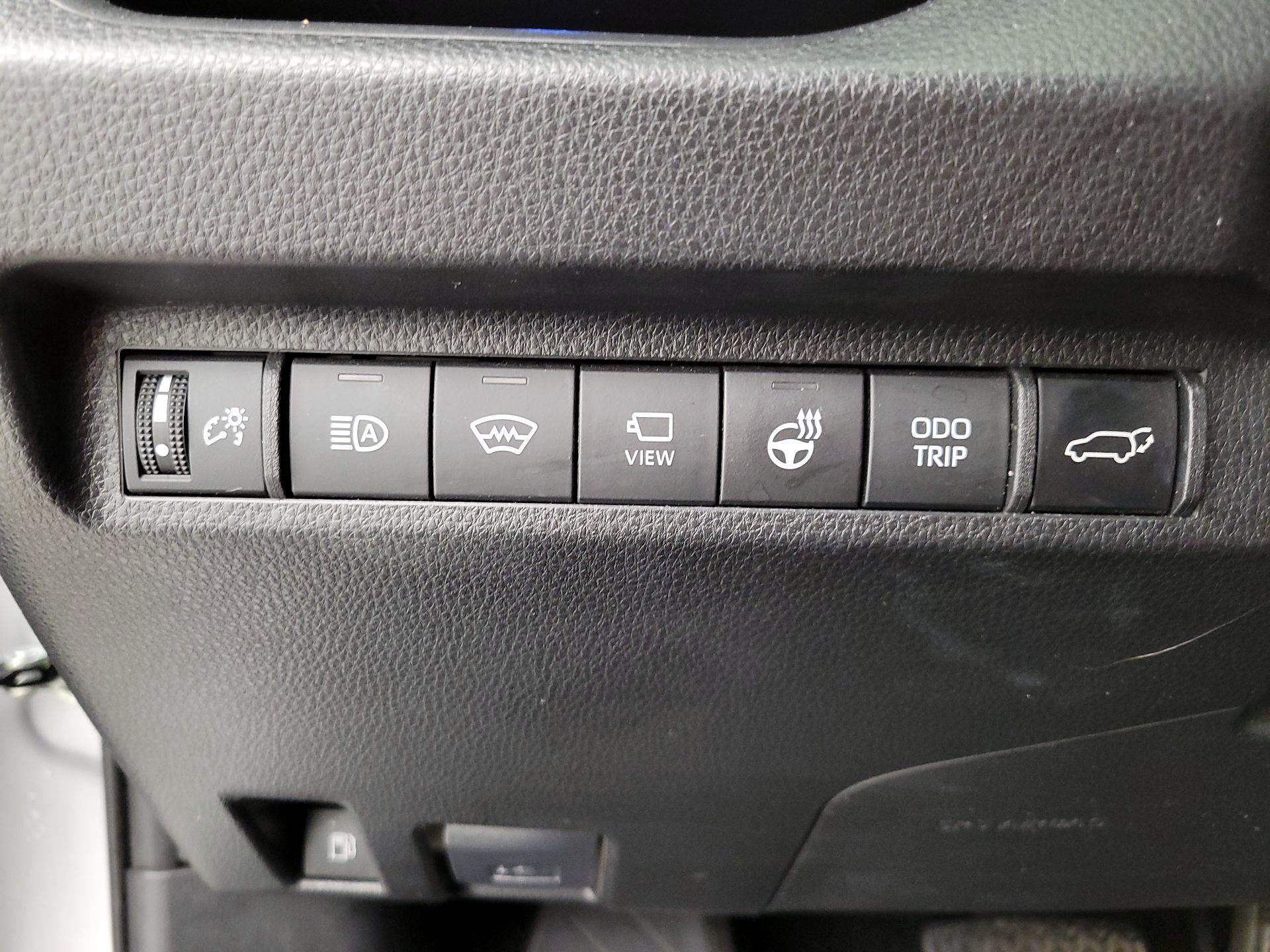 Thumbnail: 2024 Toyota RAV4 - 13