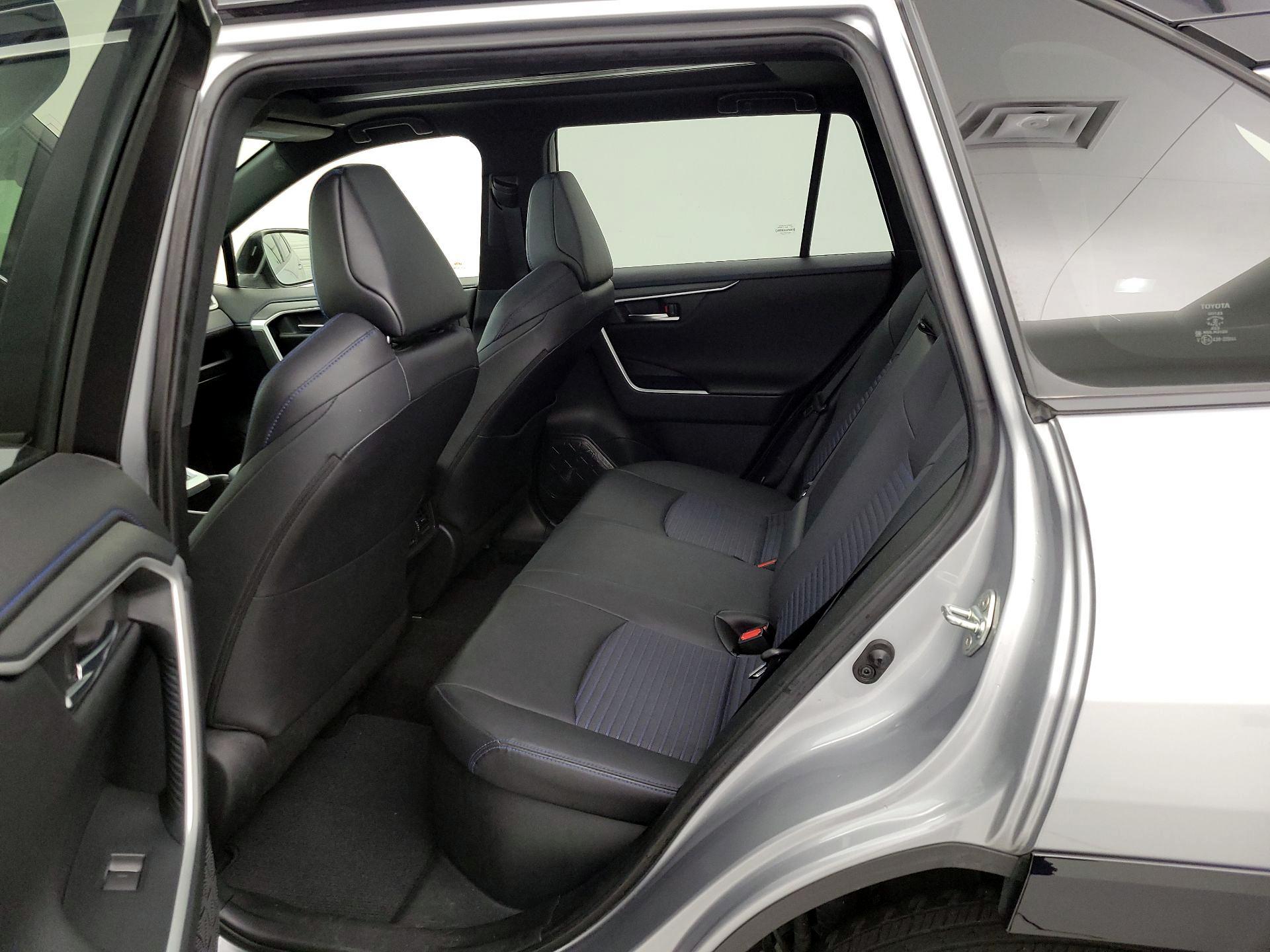 Thumbnail: 2024 Toyota RAV4 - 20